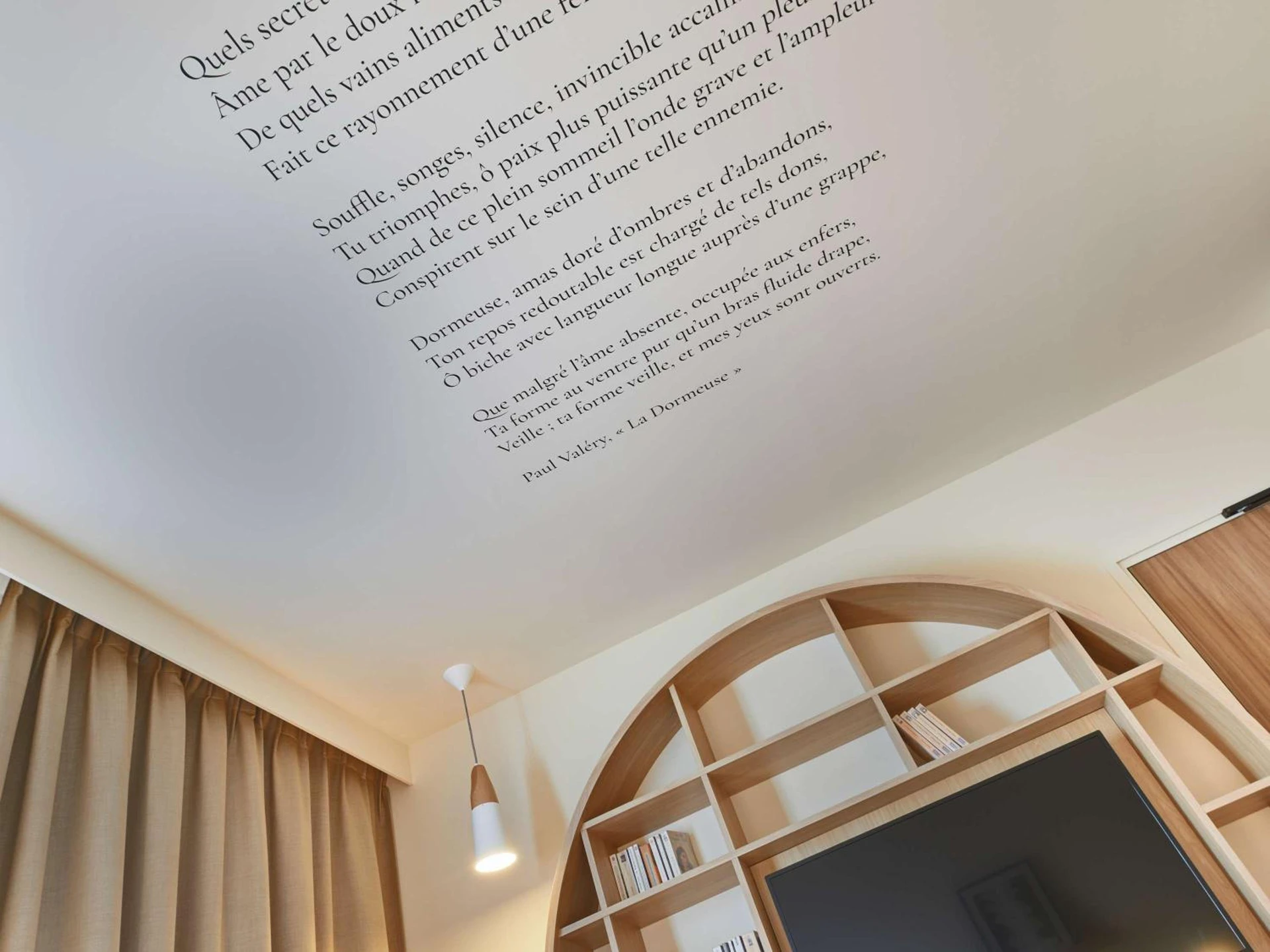 Chambre disponible pour un séminaire d'entreprise à ibis Styles La Roche-sur-Yon - Asnières-sur-Seine