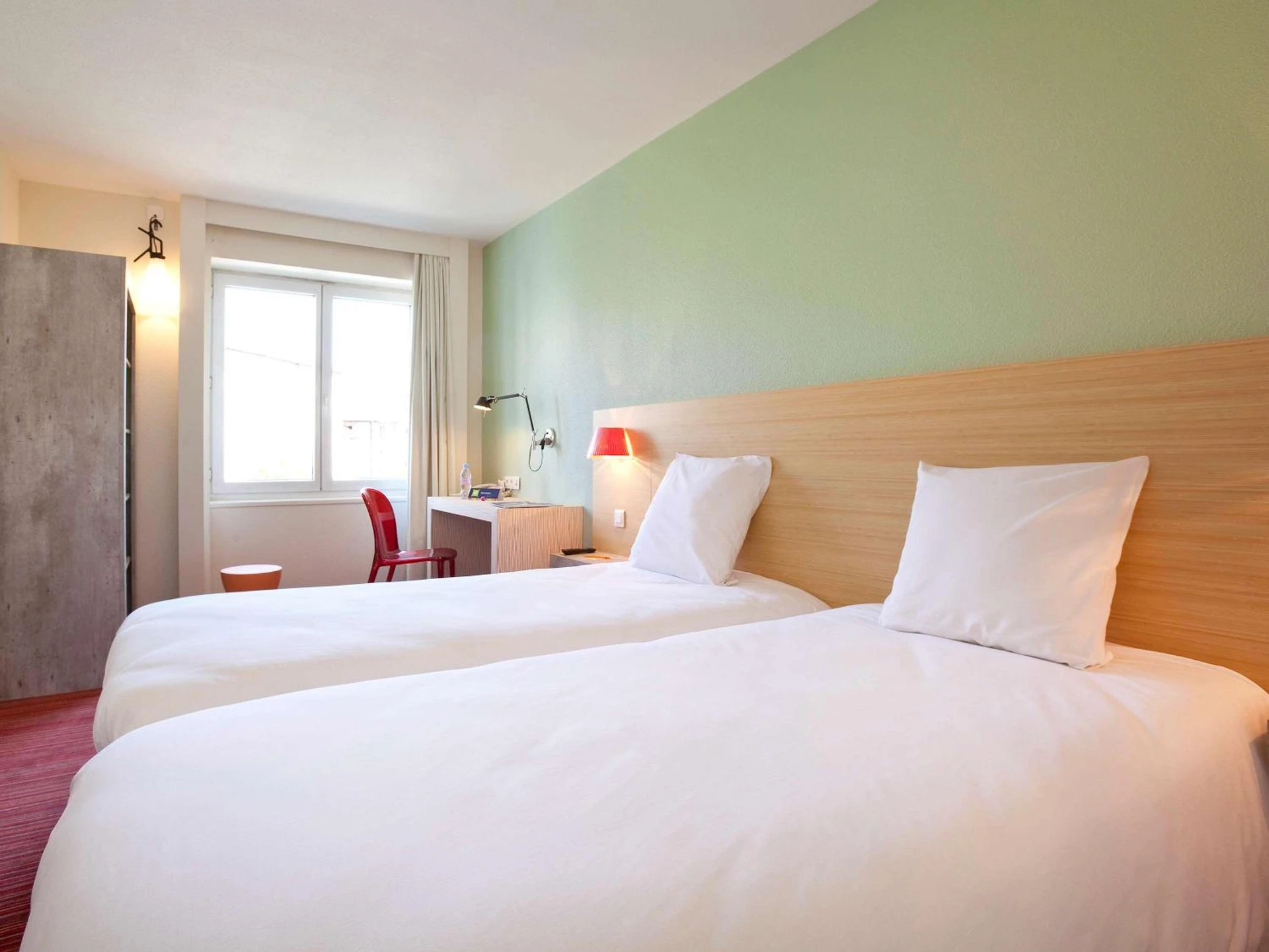 Chambre disponible pour un séminaire d'entreprise à ibis Styles Le Puy en Velay - Le Puy-en-Velay