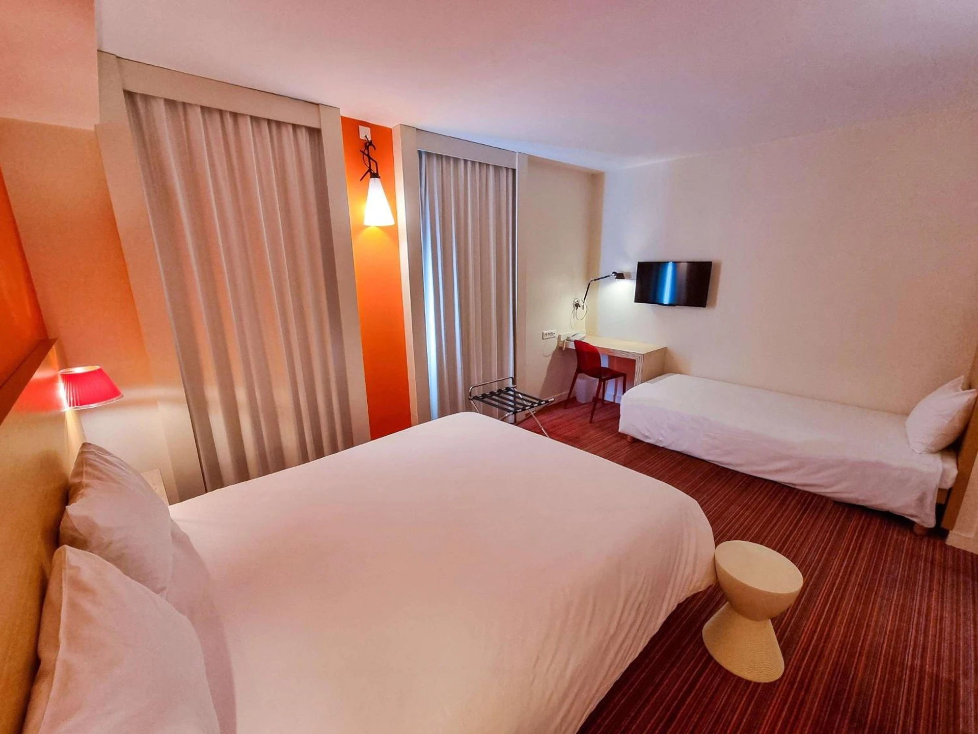 Magnifique chambre pour un séminaire d'entreprise à ibis Styles Le Puy en Velay - Le Puy-en-Velay
