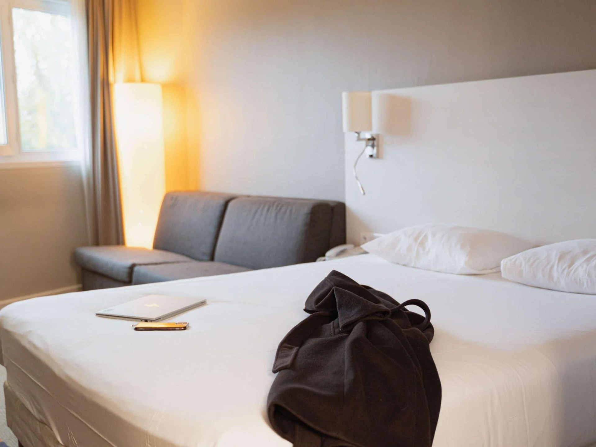 Chambre disponible pour un séminaire d'entreprise à ibis Styles Lyon Sud Vienne - Chasse-sur-Rhône