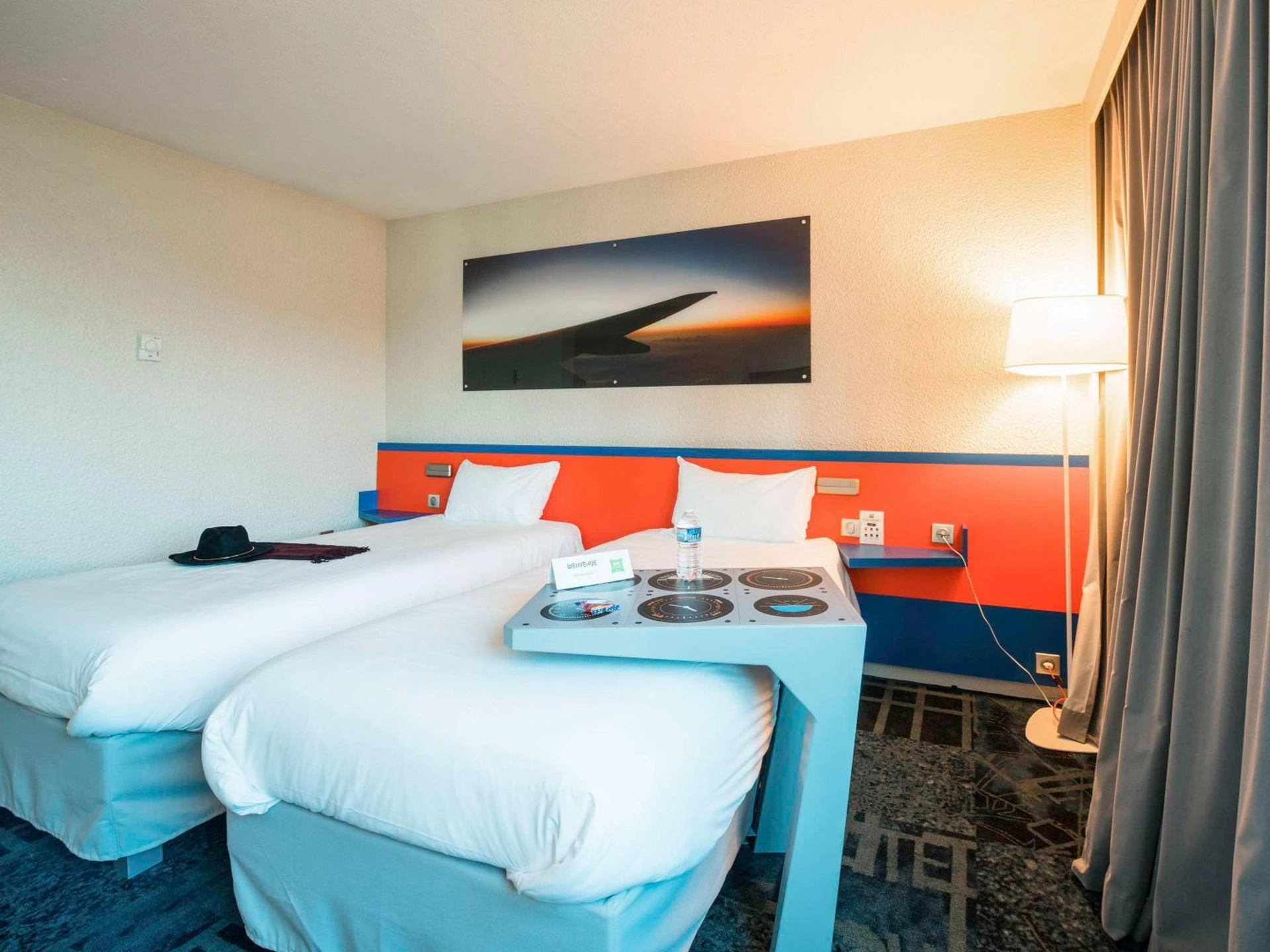 Chambre disponible pour un séminaire d'entreprise à ibis Styles Marseille Aéroport - Vitrolles