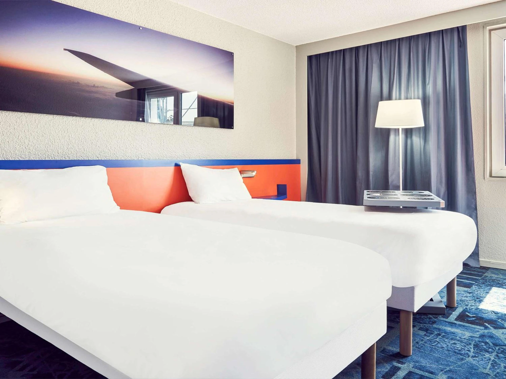 Chambre disponible pour un séminaire d'entreprise à ibis Styles Marseille Aéroport - Vitrolles
