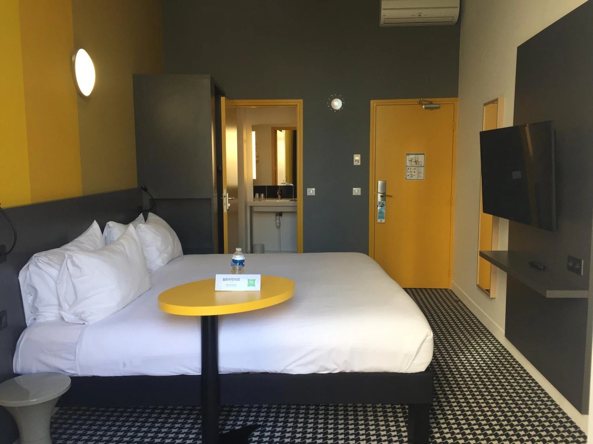Chambre disponible pour un séminaire d'entreprise à ibis Styles Marseille Vieux Port - Marseille