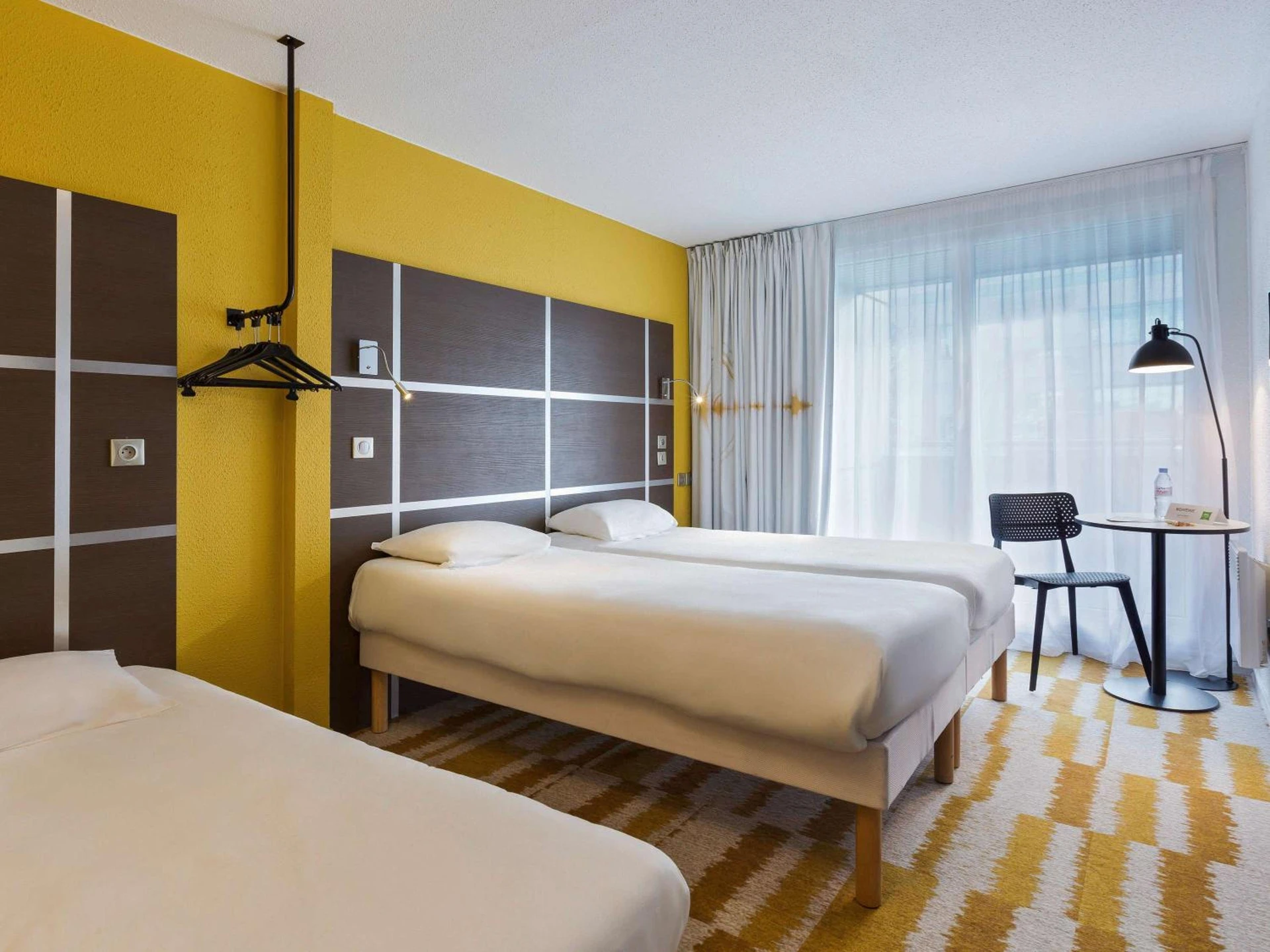 Chambre disponible pour un séminaire d'entreprise à ibis Styles Massy Opéra - Massy