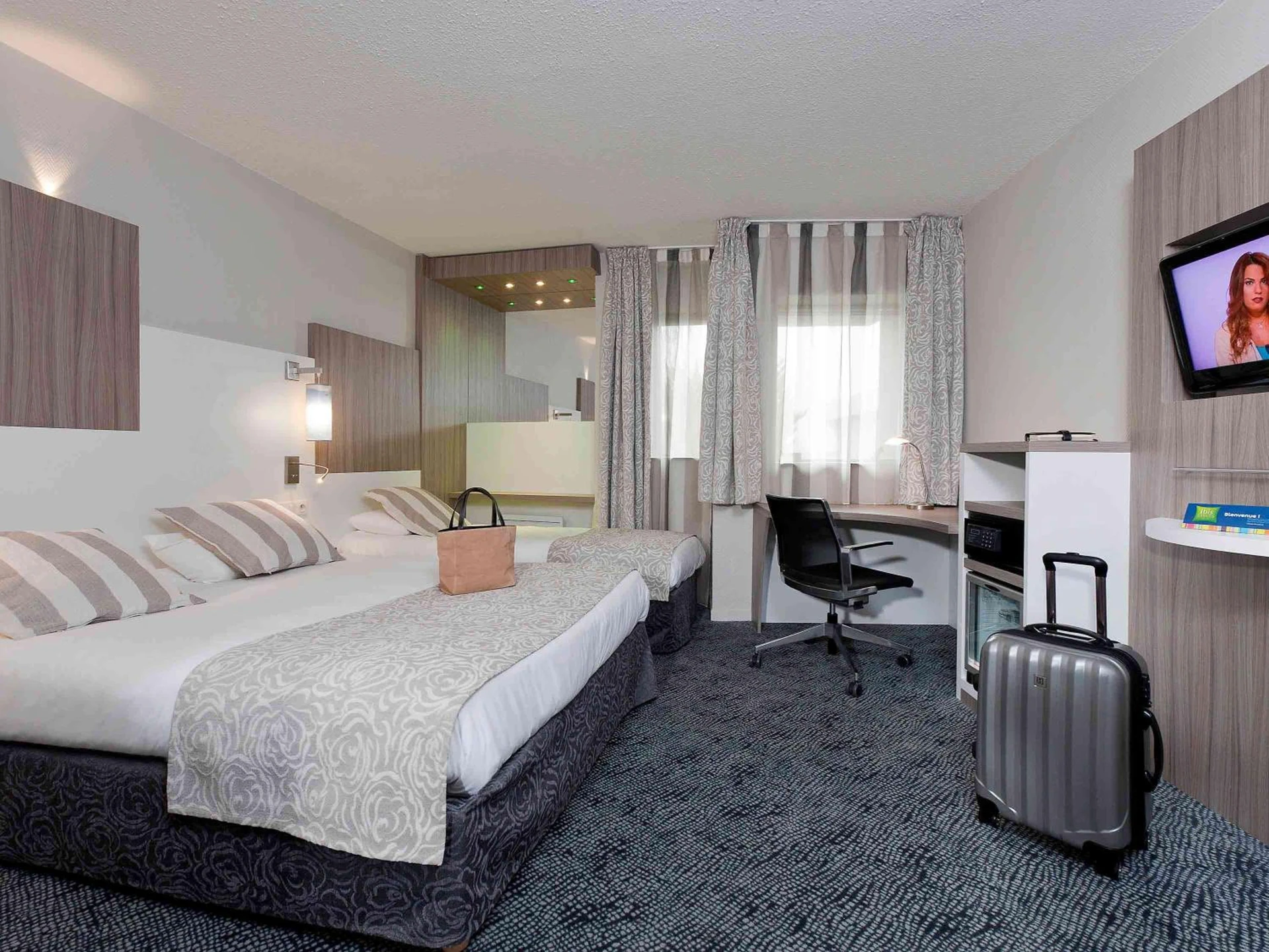 Chambre disponible pour un séminaire d'entreprise à ibis Styles Melun - Rubelles