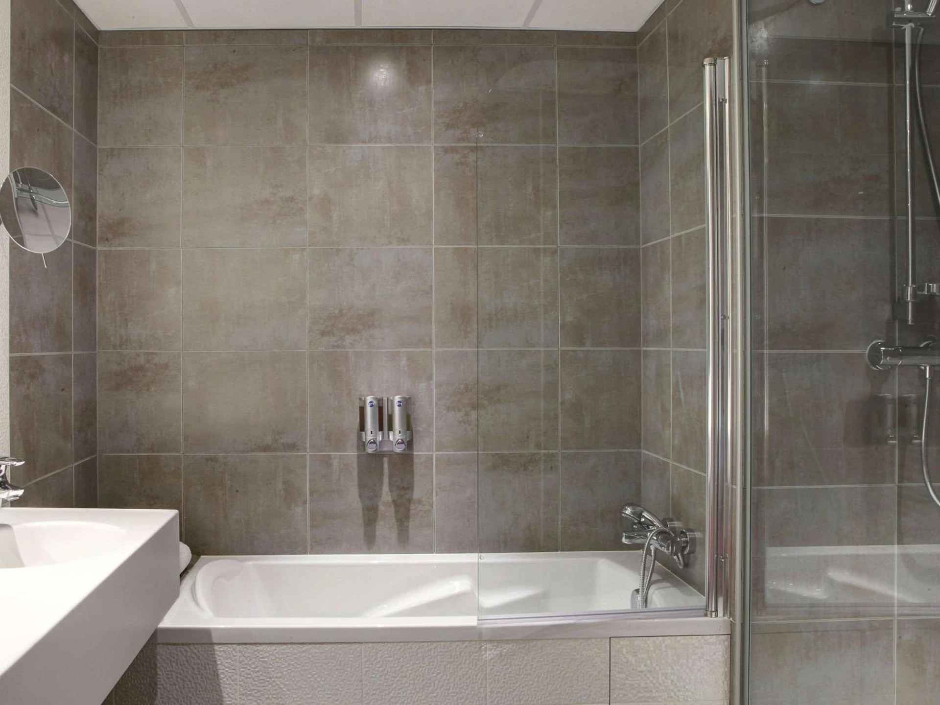 Chambre disponible pour un séminaire d'entreprise à Hôtel ibis Styles Montargis Arboria - Pannes