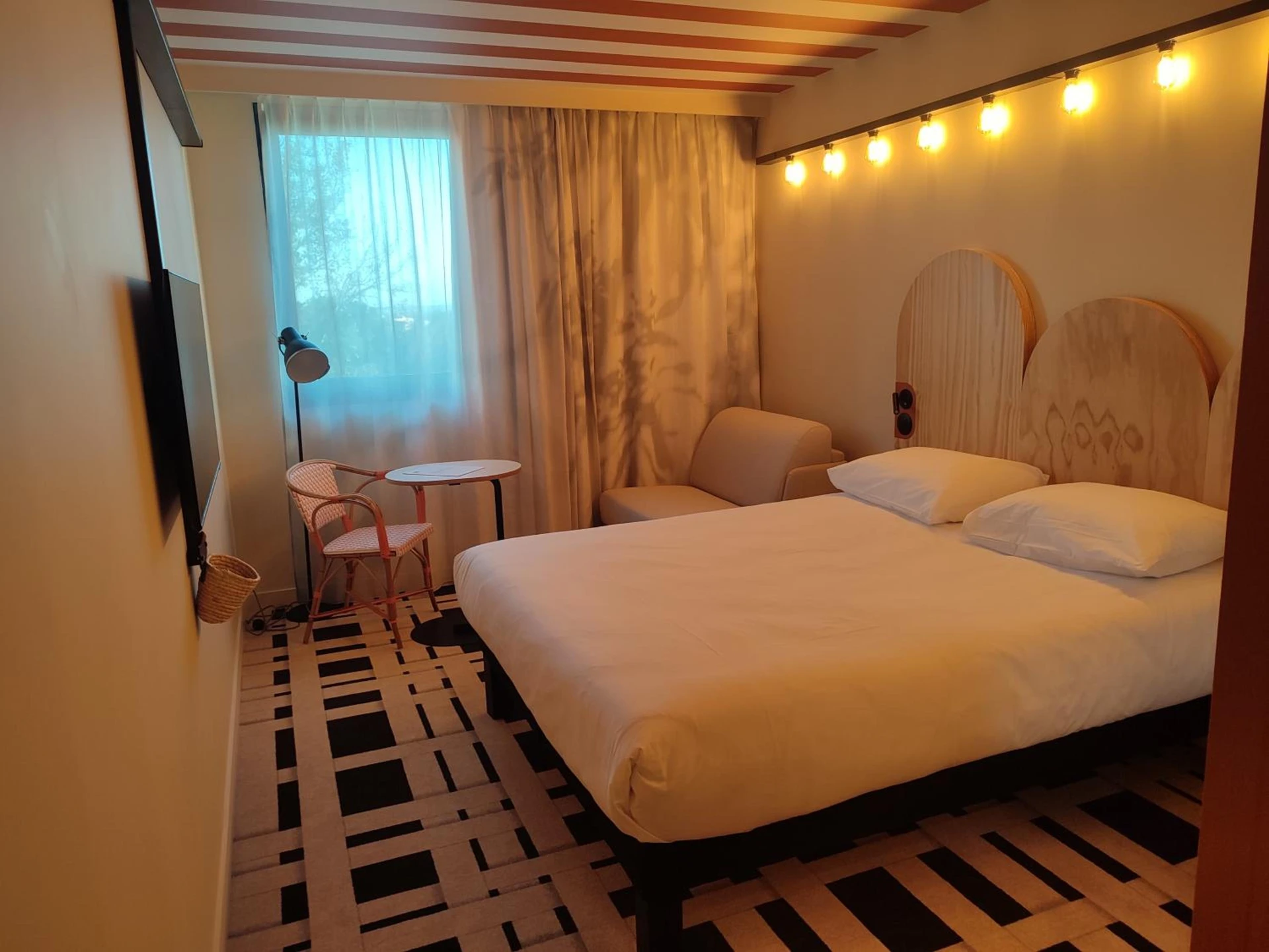Chambre disponible pour un séminaire d'entreprise à ibis Styles Montauban - Montauban