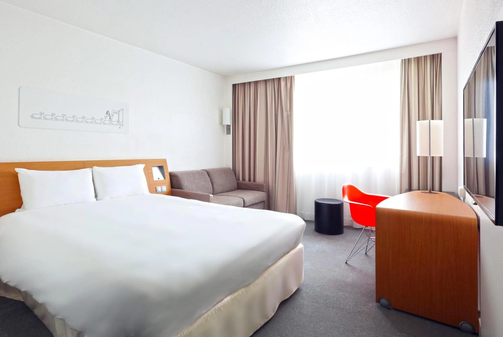 Chambre disponible pour un séminaire d'entreprise à ibis Styles Nancy Sud - Houdemont