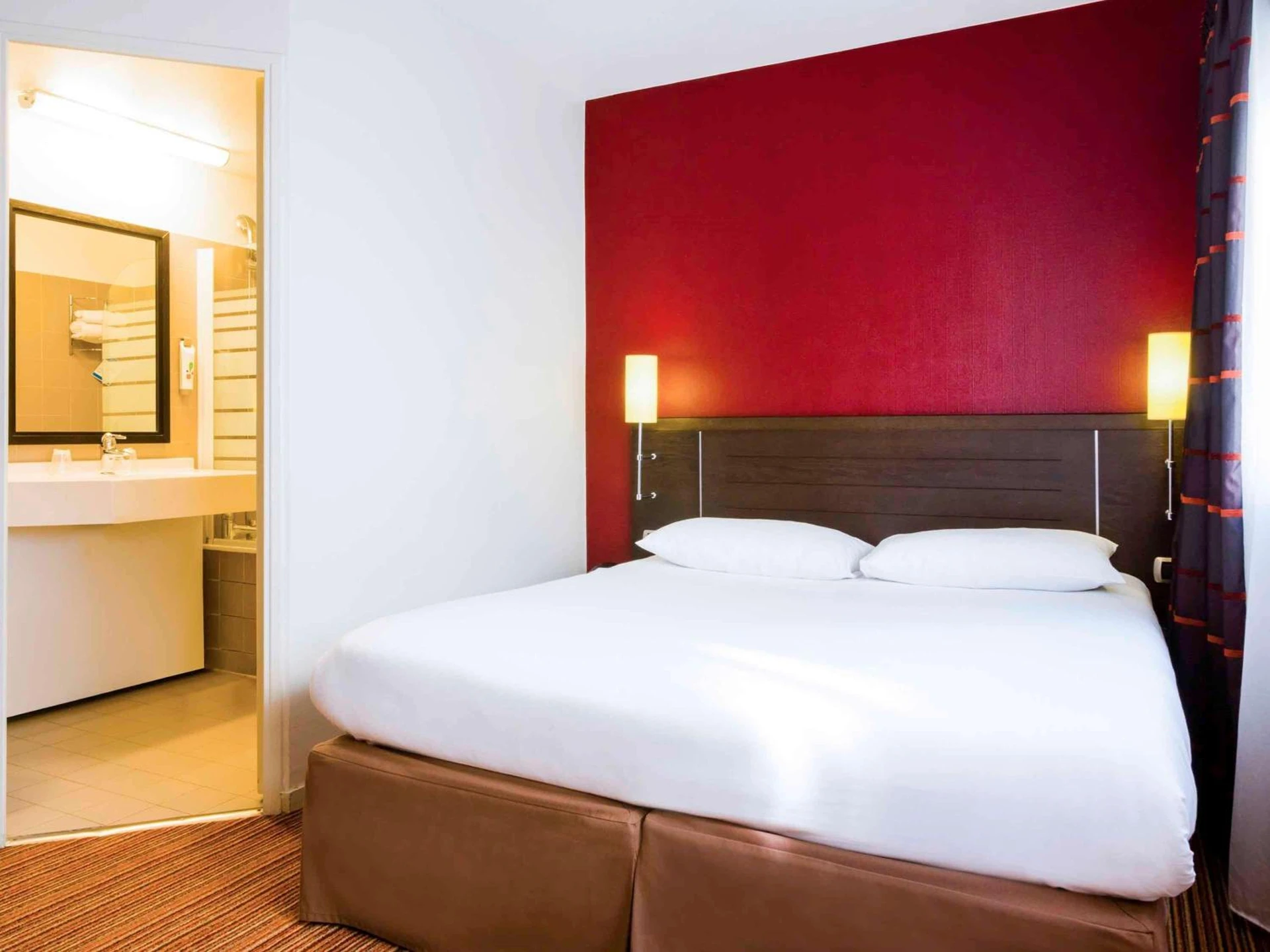 Salle de séminaire à ibis Styles Nantes Centre Place Royale - Organiser un événement professionnel à Nantes