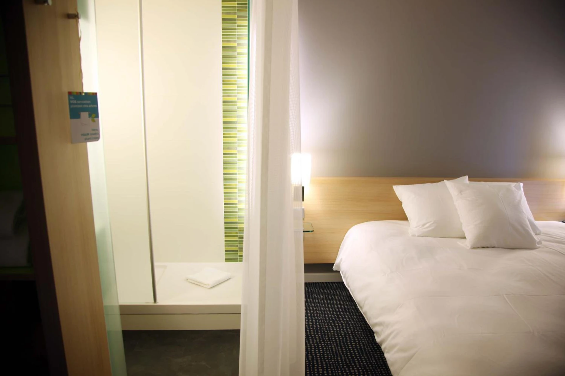 Chambre disponible pour un séminaire d'entreprise à ibis Styles Nantes Reze Aéroport - Rezé