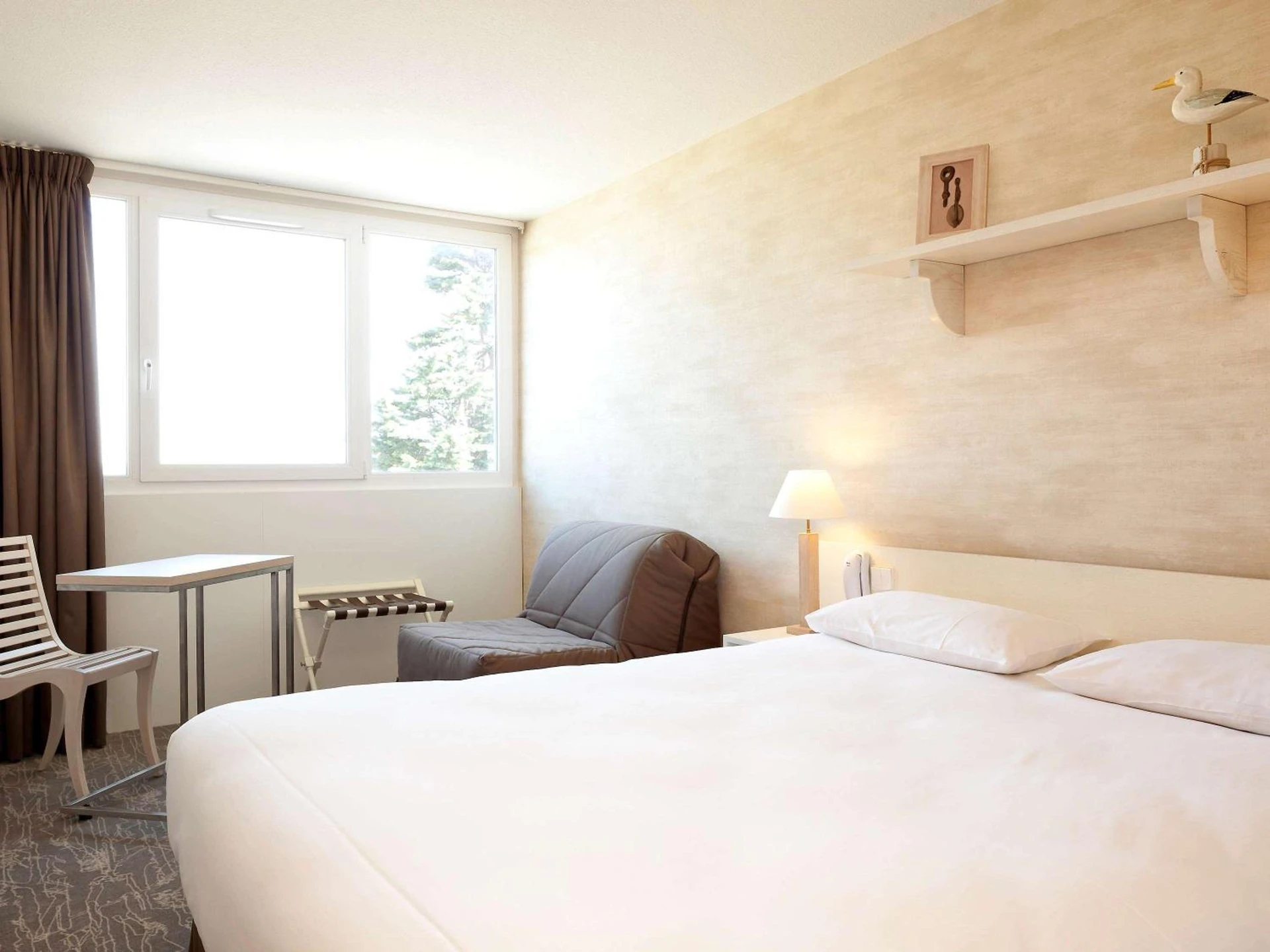 Chambre disponible pour un séminaire d'entreprise à ibis Styles Ouistreham - Ouistreham