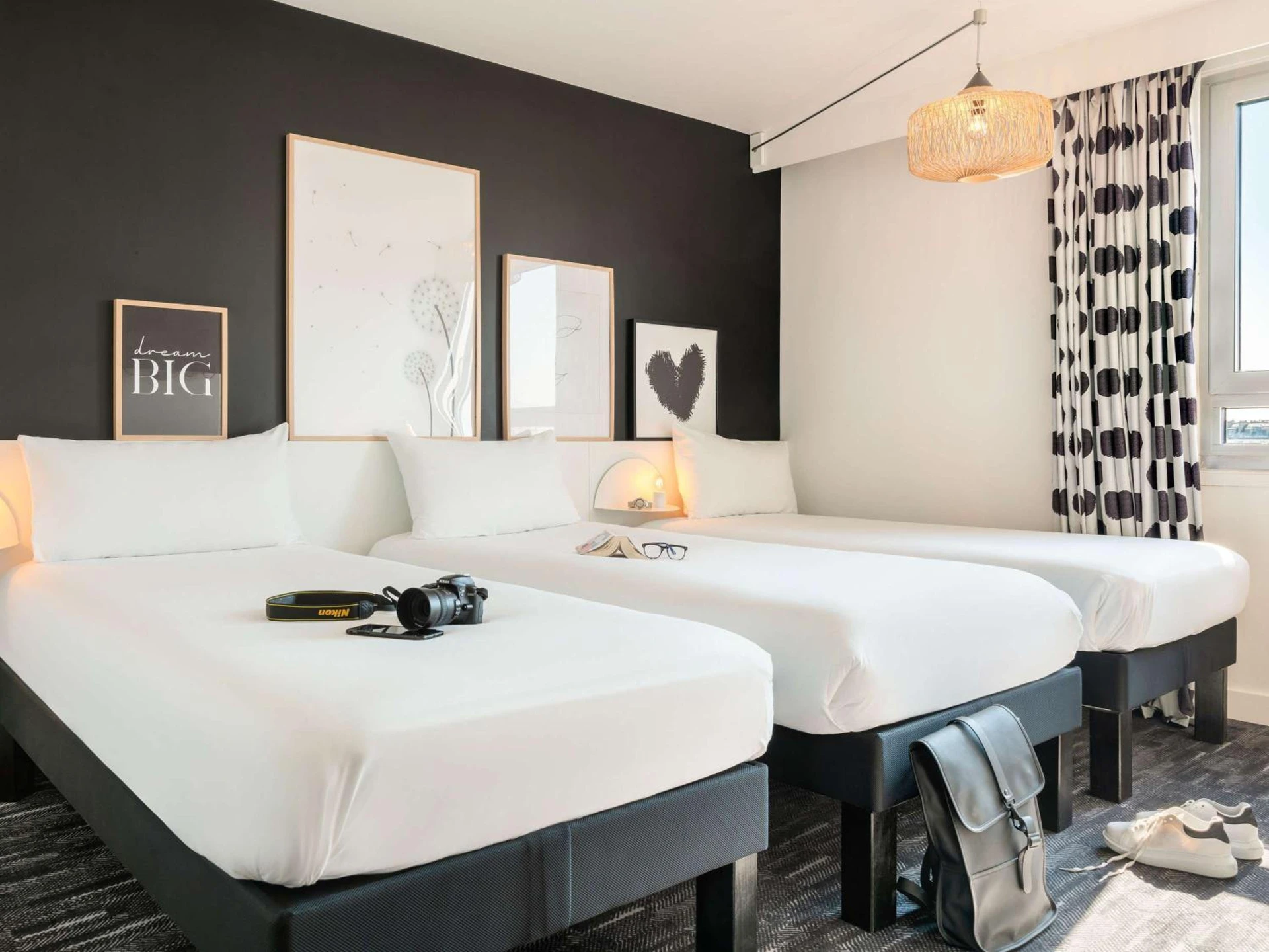 Chambre disponible pour un séminaire d'entreprise à ibis Styles Paris Gare de l'Est Château Landon - Paris