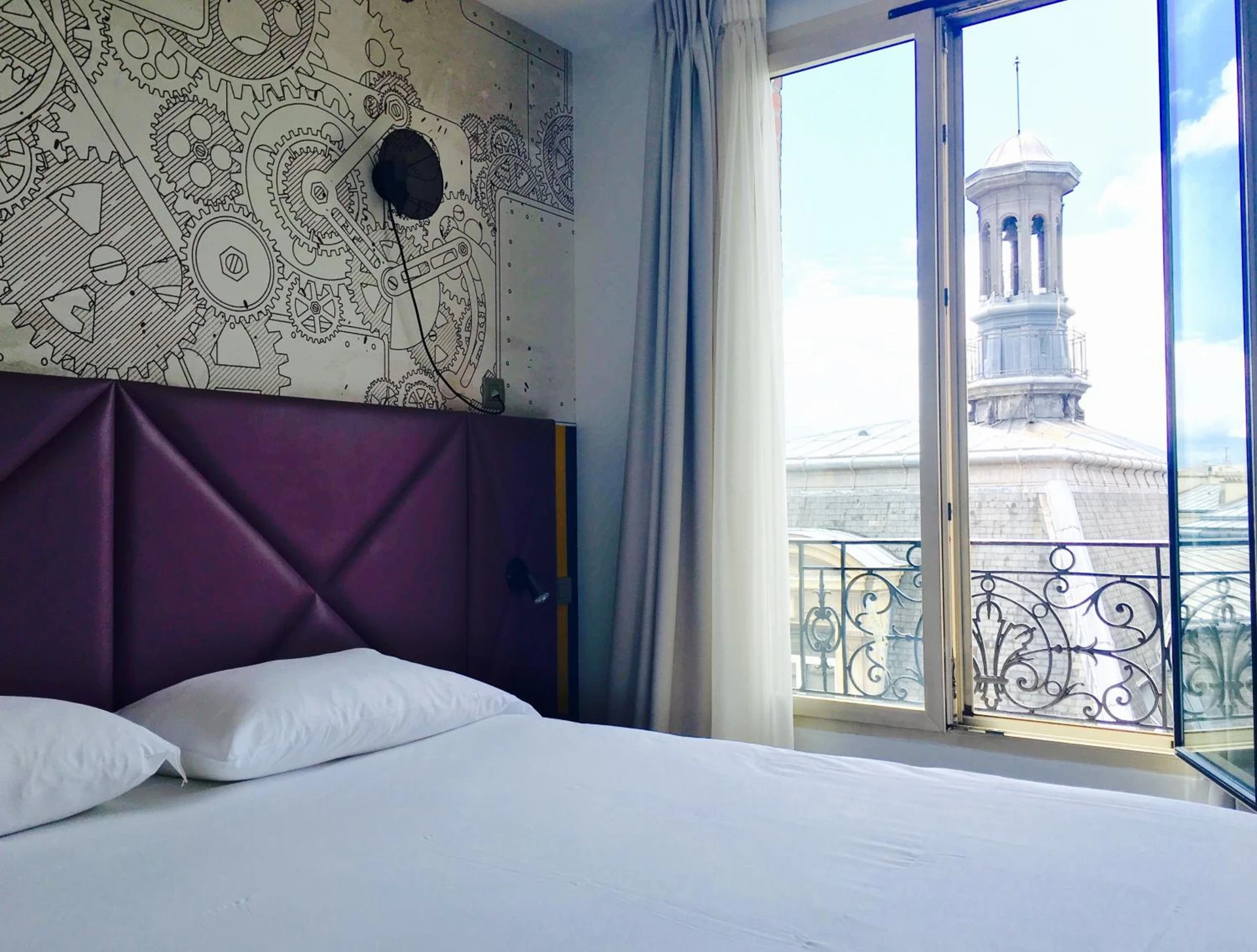 Magnifique chambre pour un séminaire d'entreprise à ibis Styles Paris Mairie De Clichy - Clichy