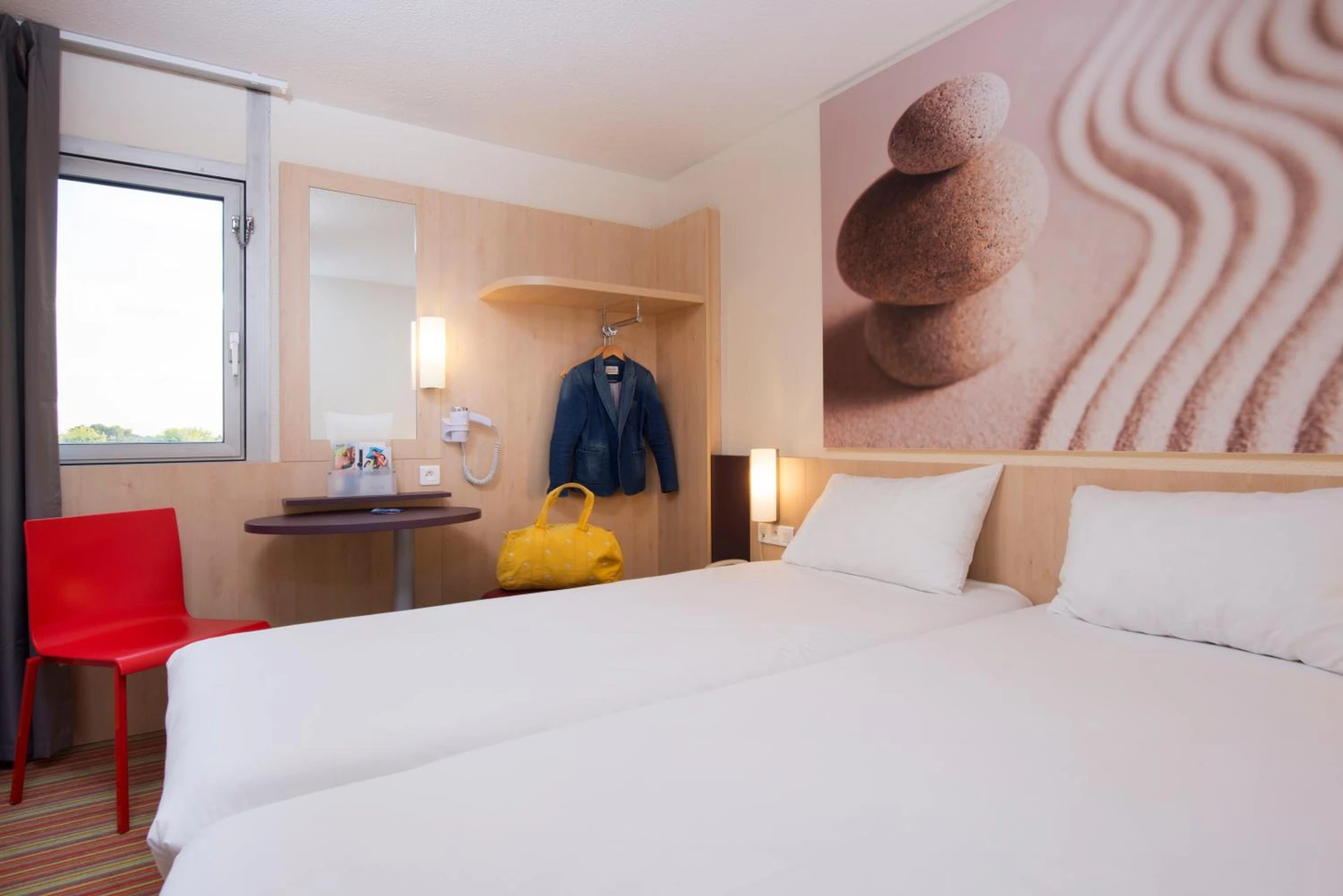 Chambre à ibis Styles Paris Roissy-CDG - Organiser un séminaire d'entreprise à Roissy-en-France