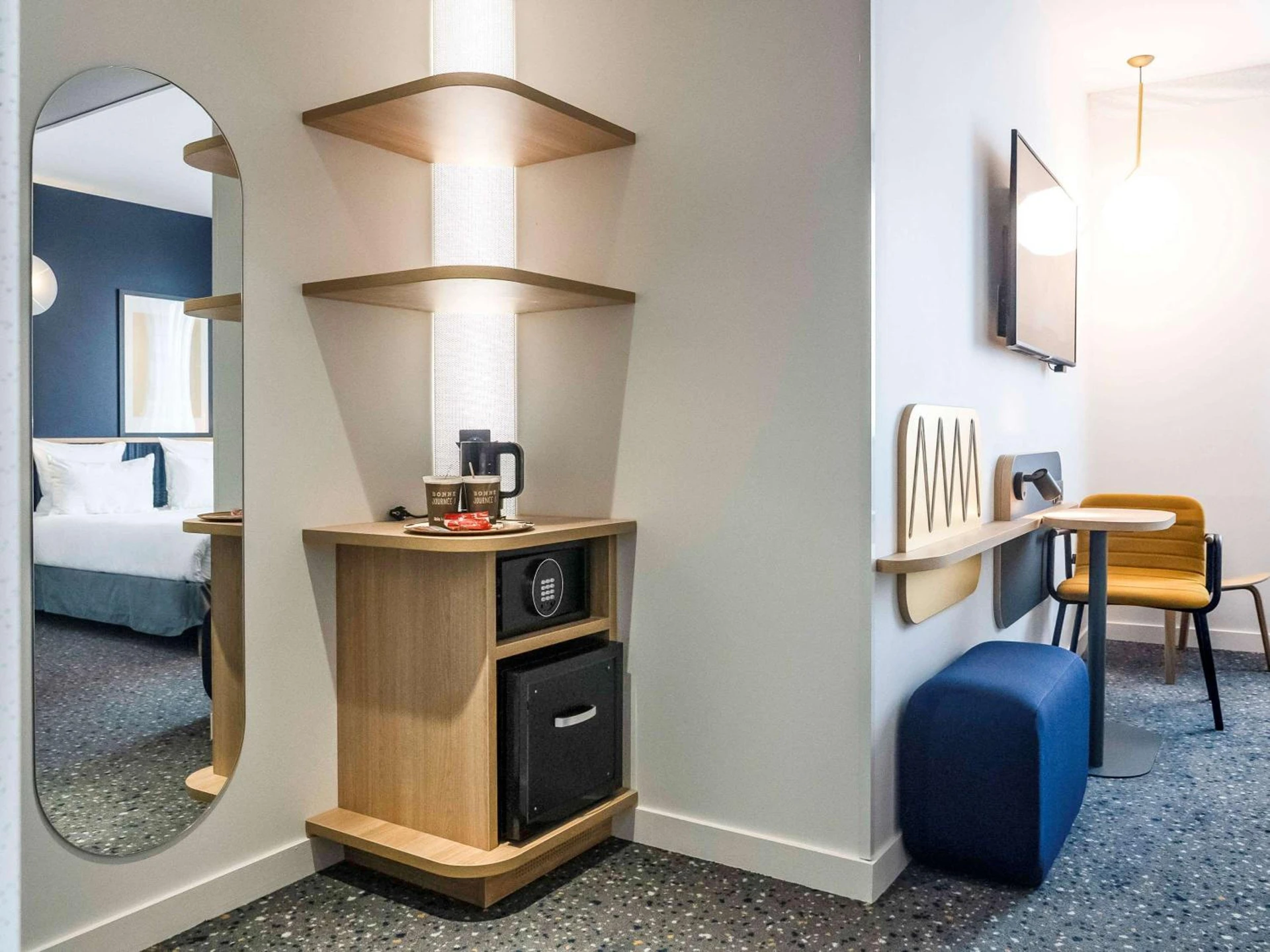 Magnifique chambre pour un séminaire d'entreprise à ibis Styles Paris Romainville - Romainville