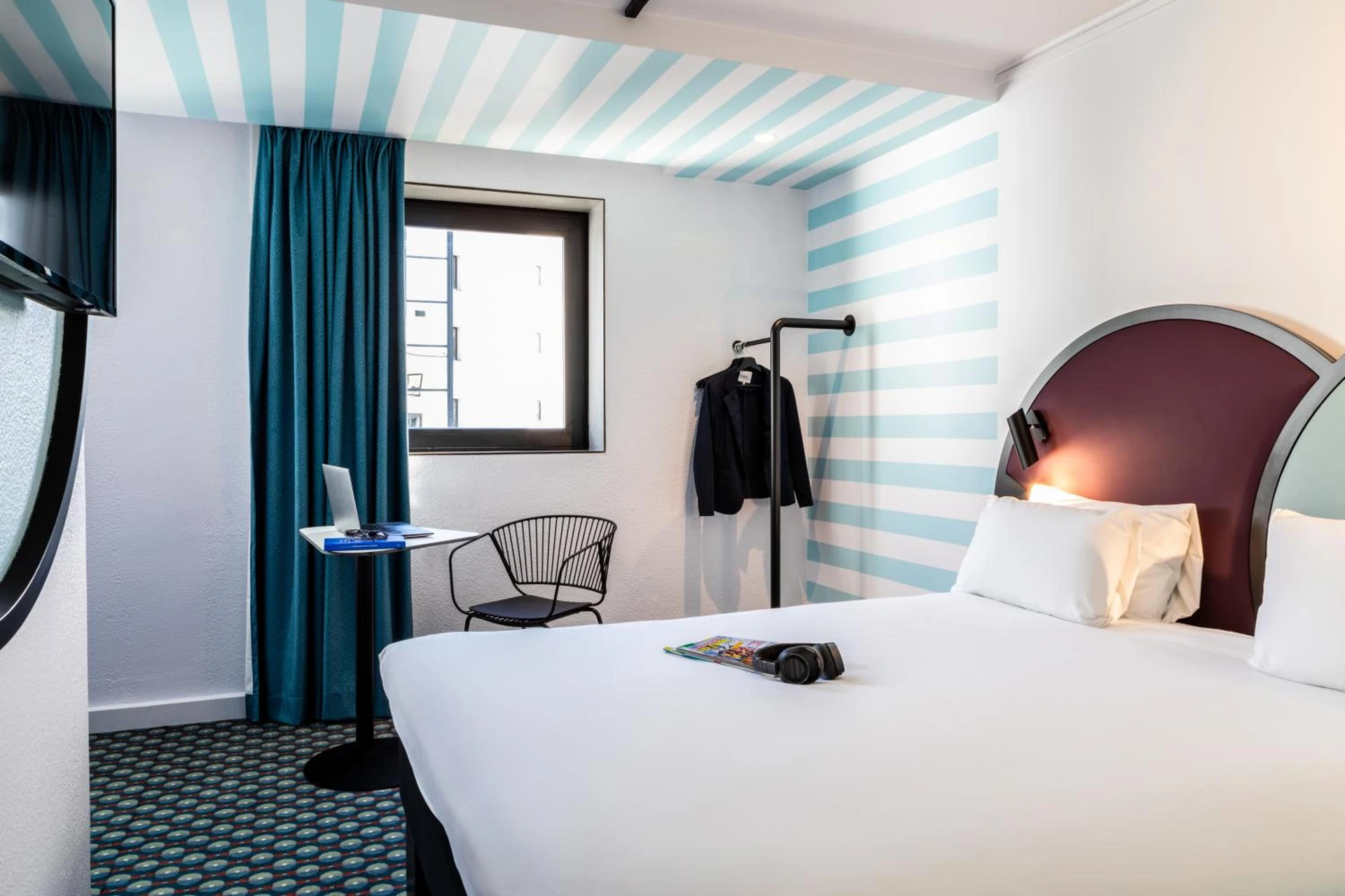 Chambre à Ibis Styles Paris Saint Denis Pleyel - Organiser un séminaire d'entreprise à Saint-Denis