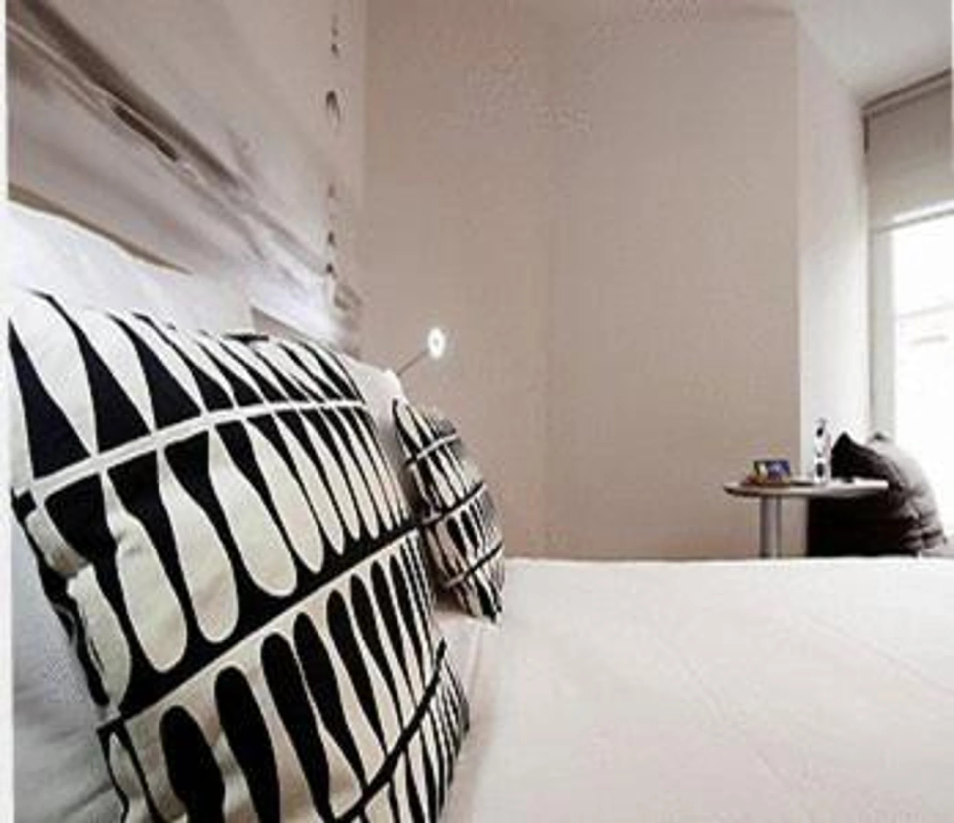 Chambre disponible pour un séminaire d'entreprise à ibis Styles Saint Brieuc Gare Centre - Saint-Brieuc