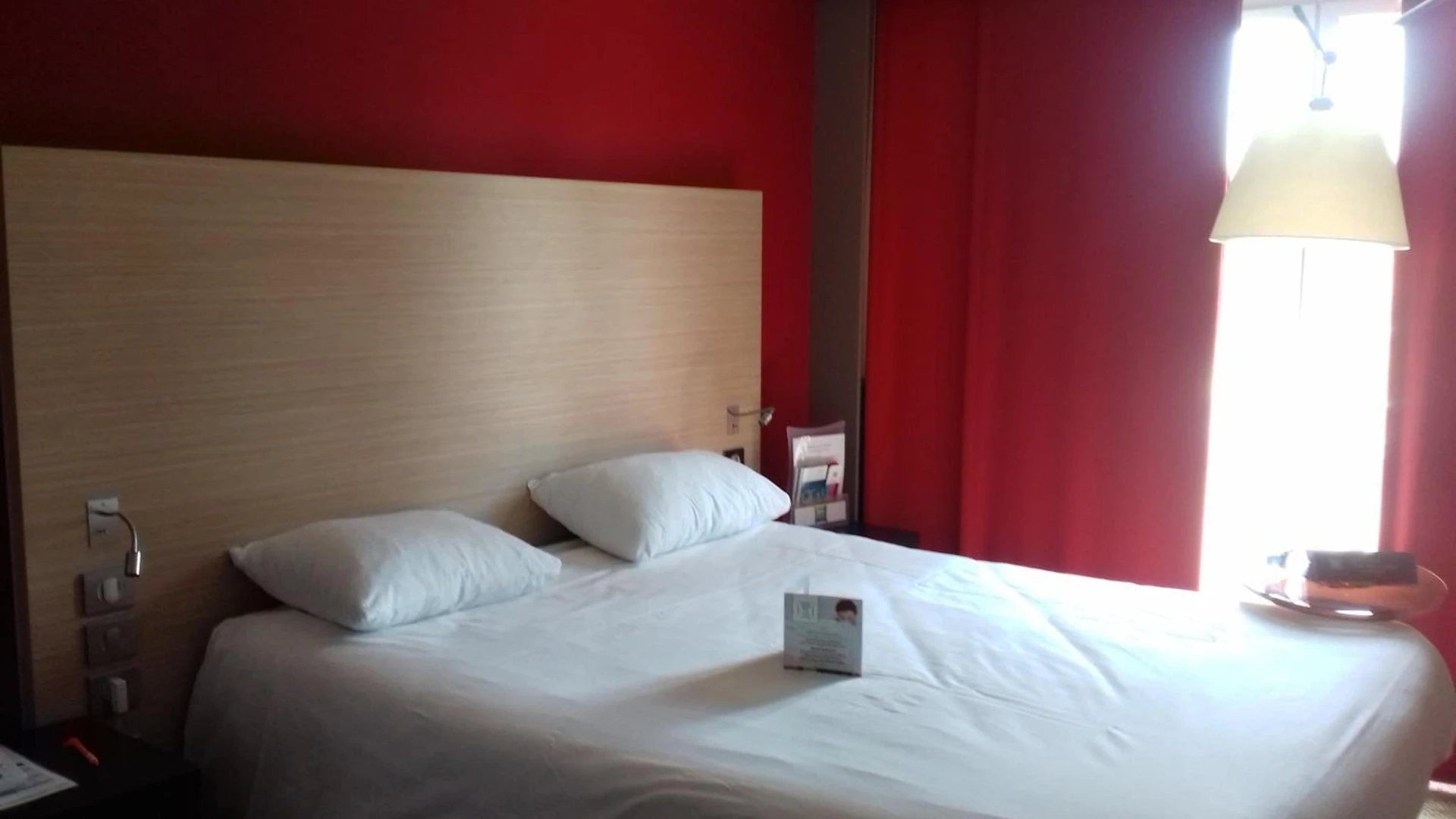 Chambre disponible pour un séminaire d'entreprise à ibis Styles Saint Dizier - Saint-Dizier