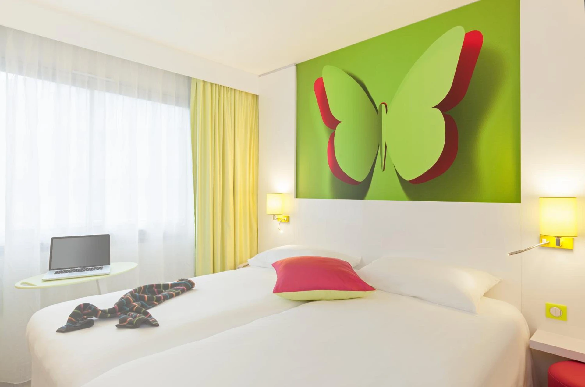 Chambre disponible pour un séminaire d'entreprise à ibis Styles Bordeaux Saint Médard - Saint-Médard-en-Jalles