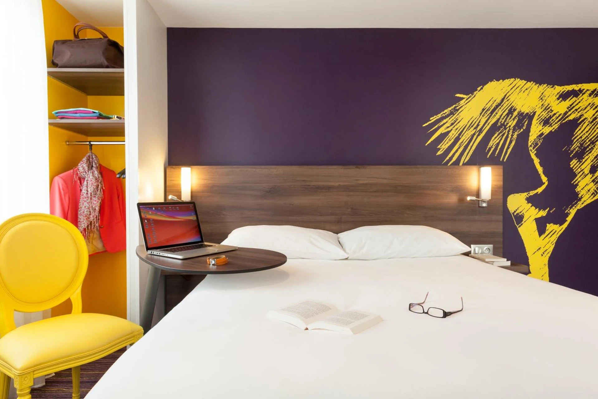 Chambre disponible pour un séminaire d'entreprise à ibis Styles Saumur Gare Centre - Saumur
