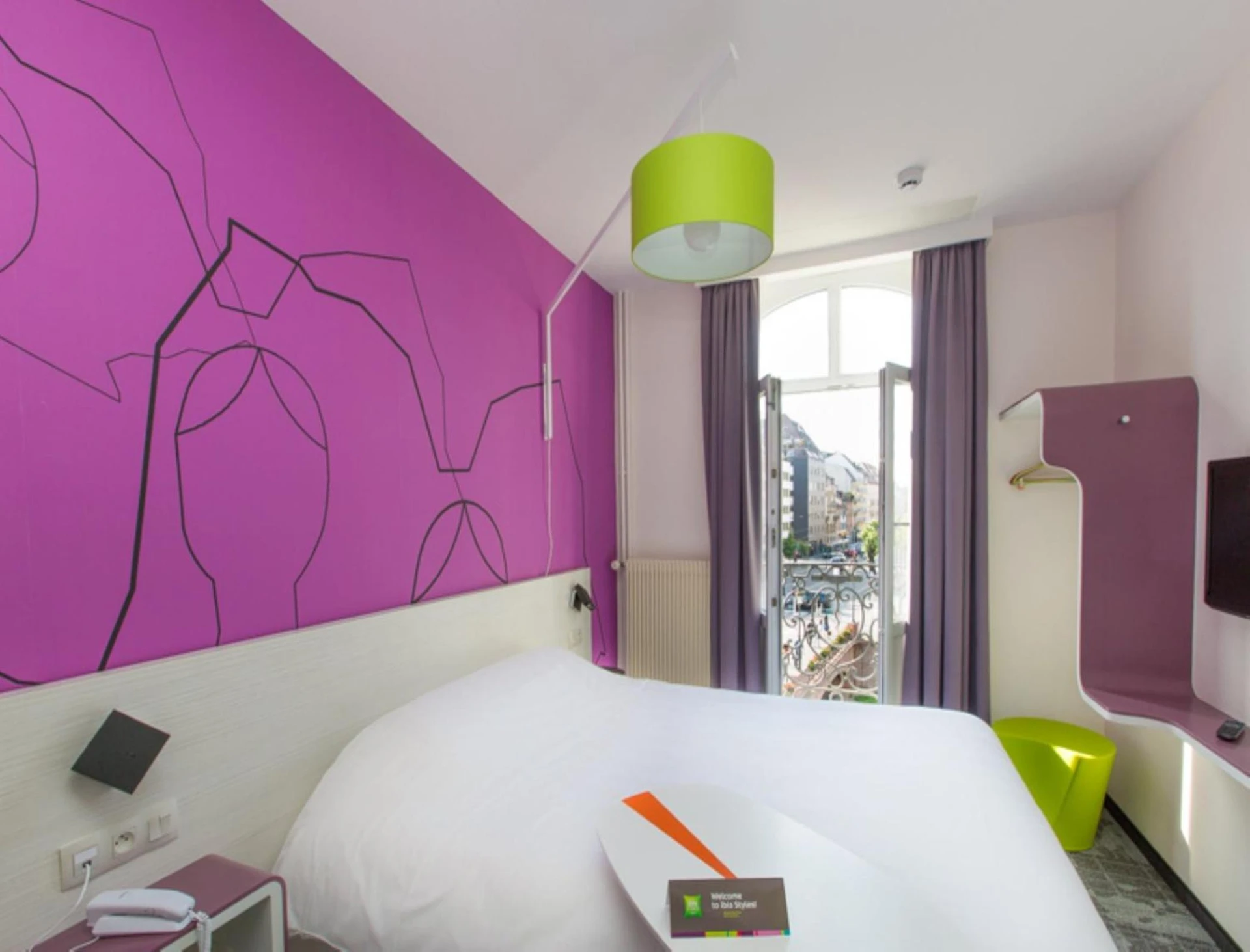 Magnifique chambre pour un séminaire d'entreprise à ibis Styles Strasbourg Centre Petite France - Strasbourg