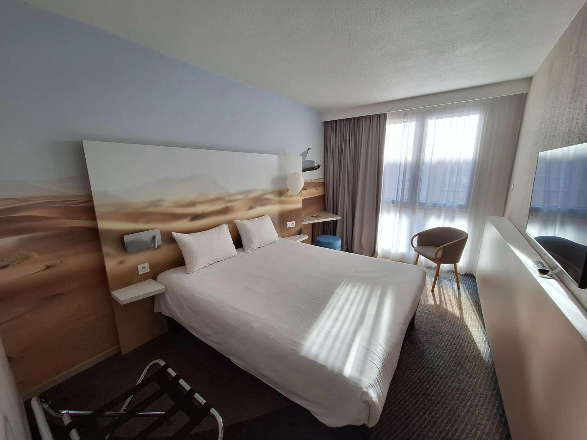 Magnifique chambre pour un séminaire d'entreprise à ibis Styles Toulon Centre Port - Toulon