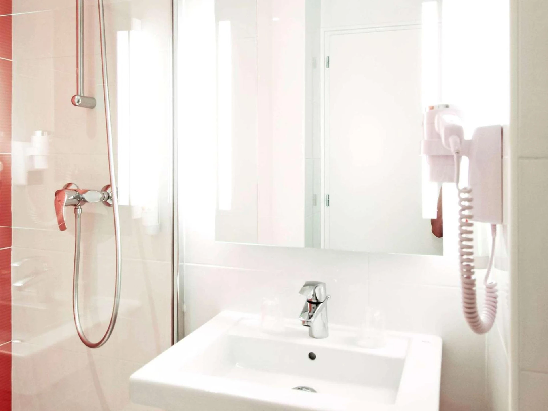 Chambre disponible pour un séminaire d'entreprise à Ibis Styles Toulouse Labège - Labège