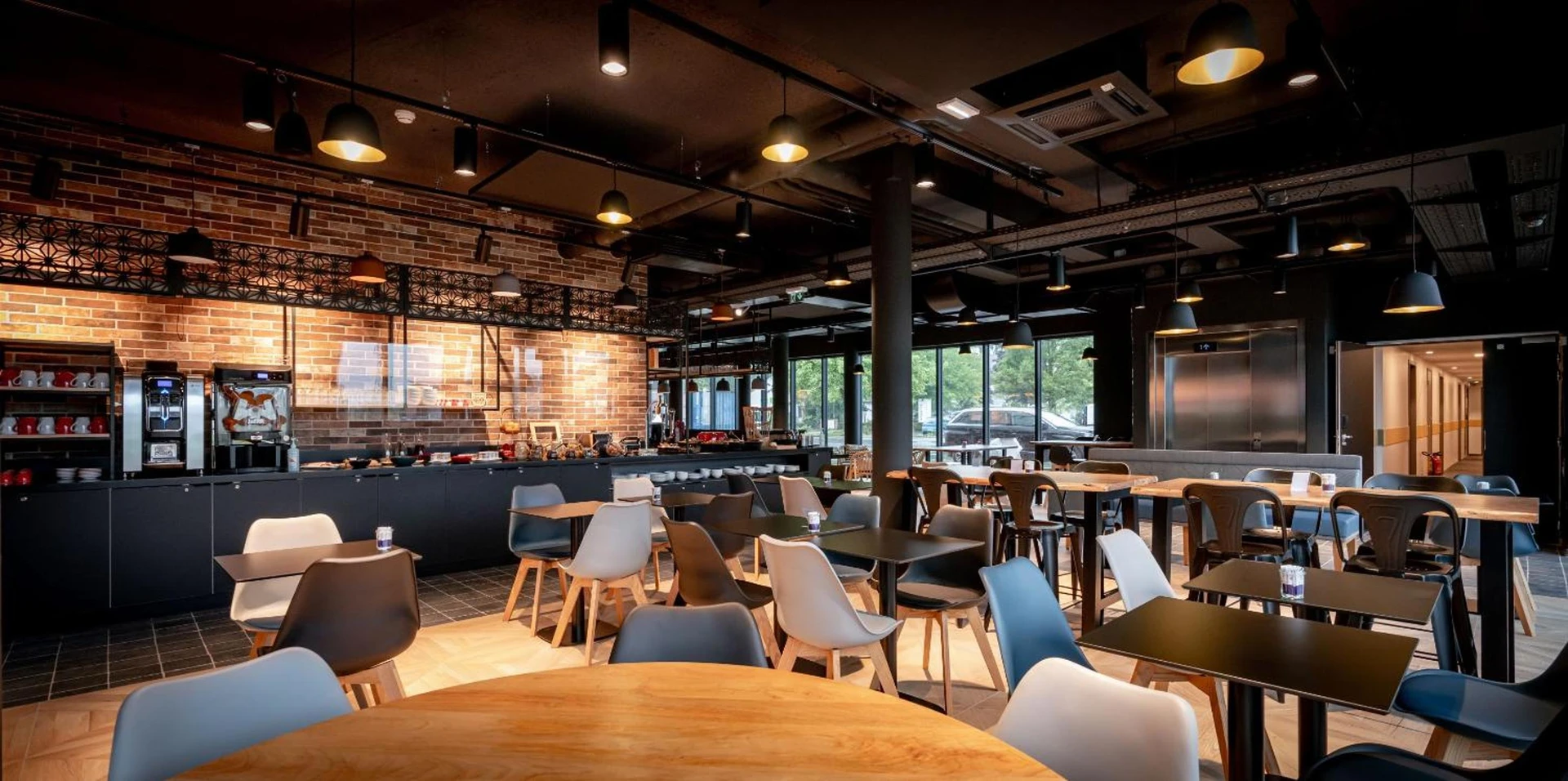 Organiser un séminaire d'entreprise : ibis Styles Valenciennes Petite Foret à petite-foret