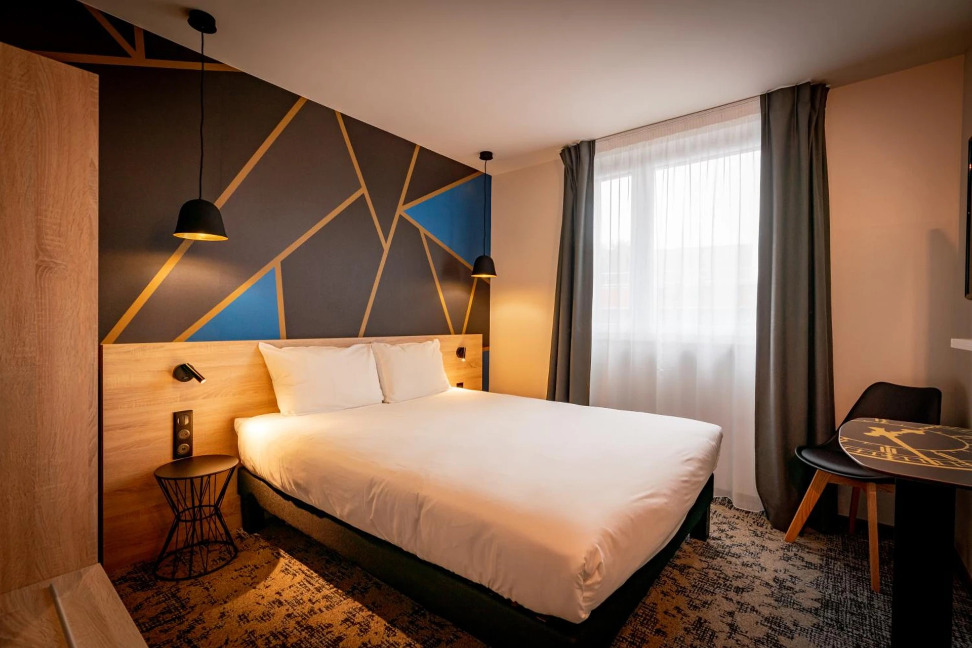 Chambre disponible pour un séminaire d'entreprise à ibis Styles Valenciennes Petite Foret - Petite-Forêt