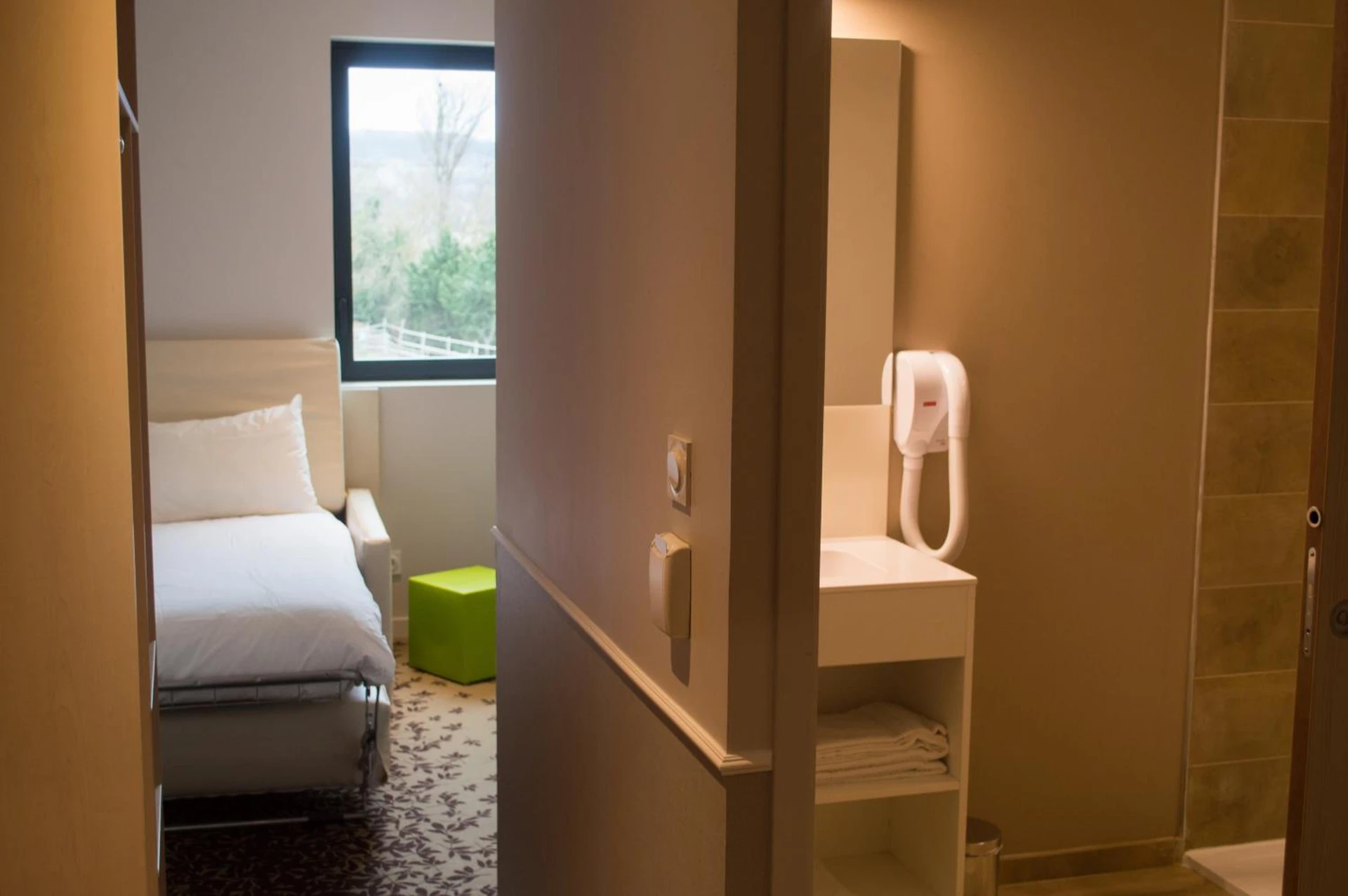 Chambre disponible pour un séminaire d'entreprise à ibis styles Villeneuve Sur Lot - Villeneuve-sur-Lot