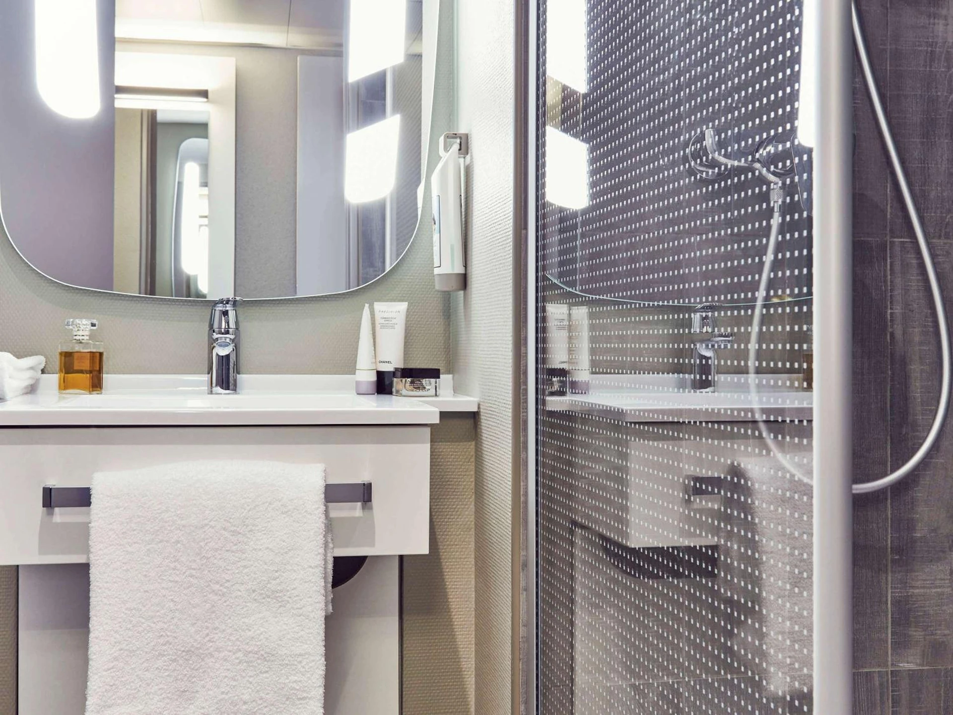 Chambre disponible pour un séminaire d'entreprise à ibis Toulon La Valette - La Valette-du-Var