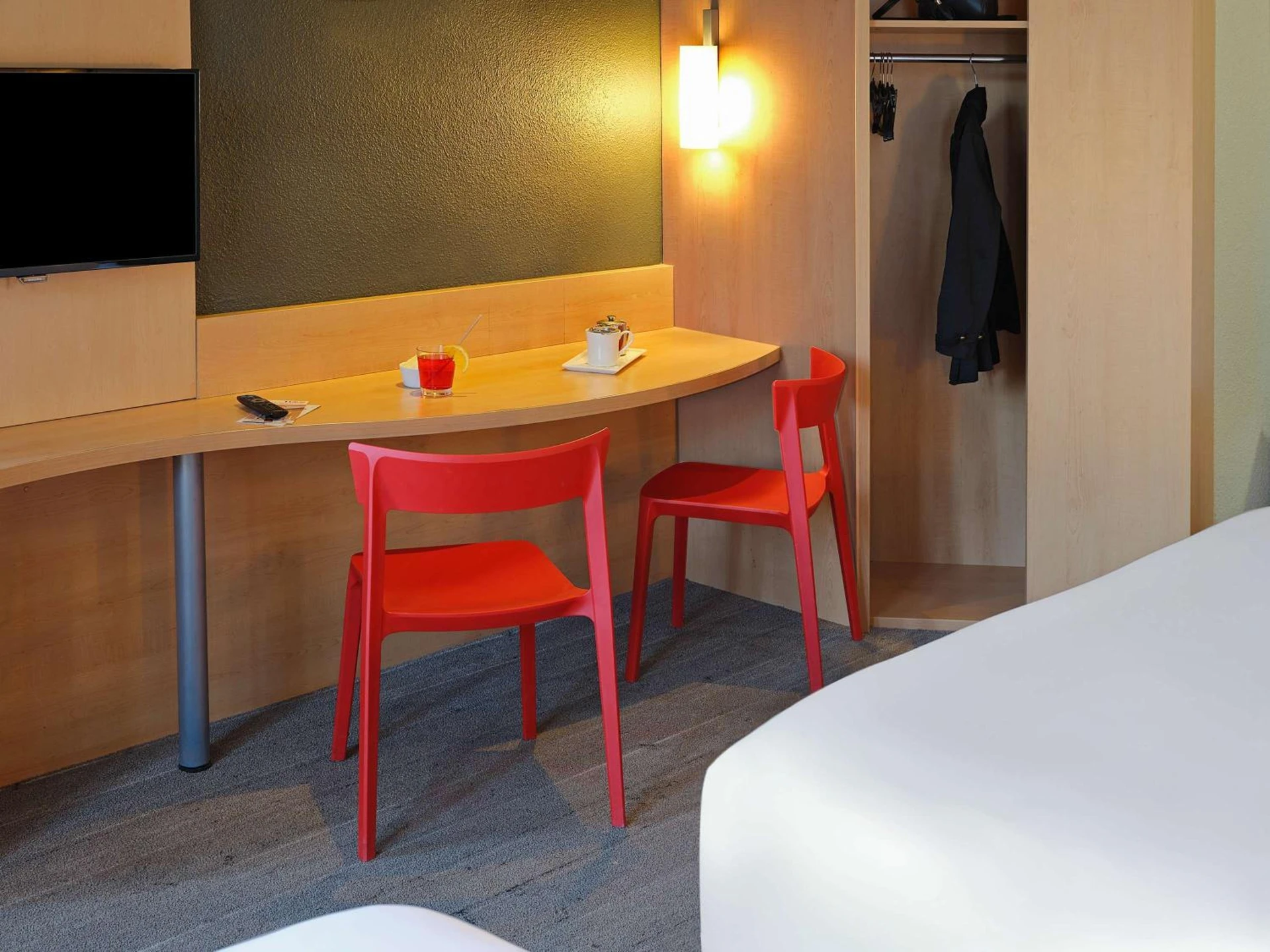 Ambiance de travail pour séminaire d'entreprise à ibis Toulouse Gare Matabiau - Toulouse