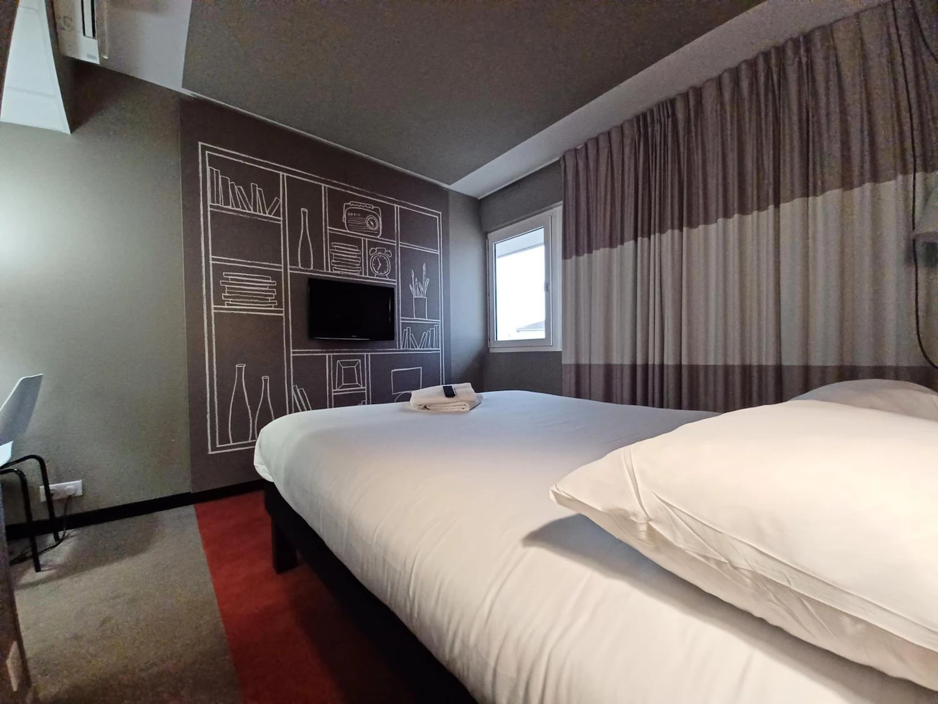 Magnifique chambre pour un séminaire d'entreprise à Ibis Toulouse Purpan Aeroport - Toulouse
