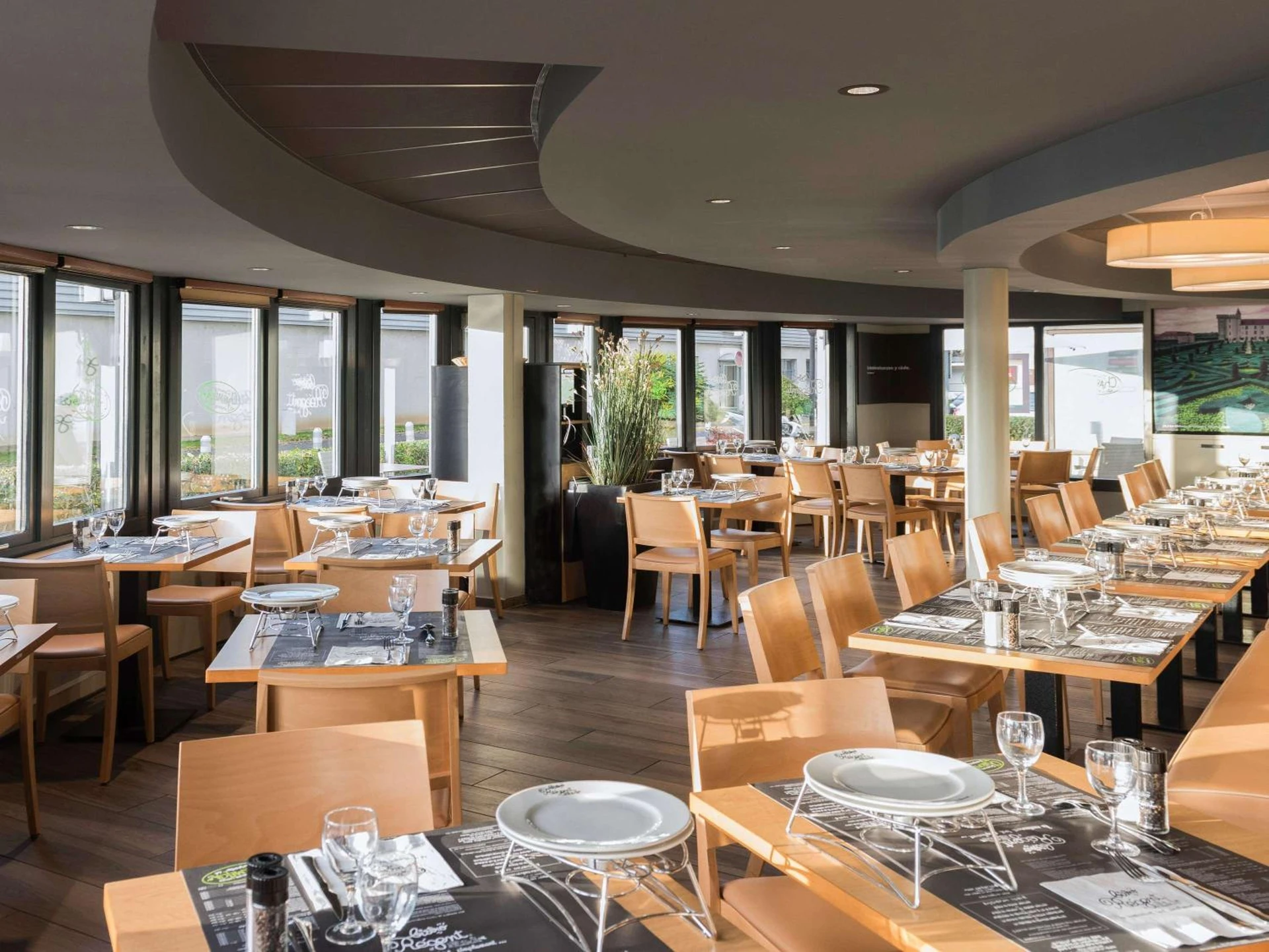 Ambiance de travail pour séminaire d'entreprise à ibis Tours Nord - Tours