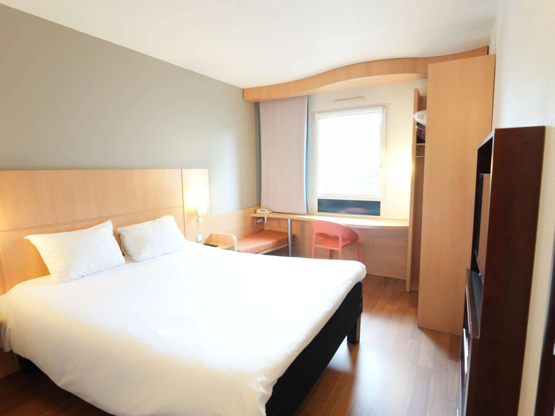 Chambre disponible pour un séminaire d'entreprise à Ibis Vitré Centre - Vitré