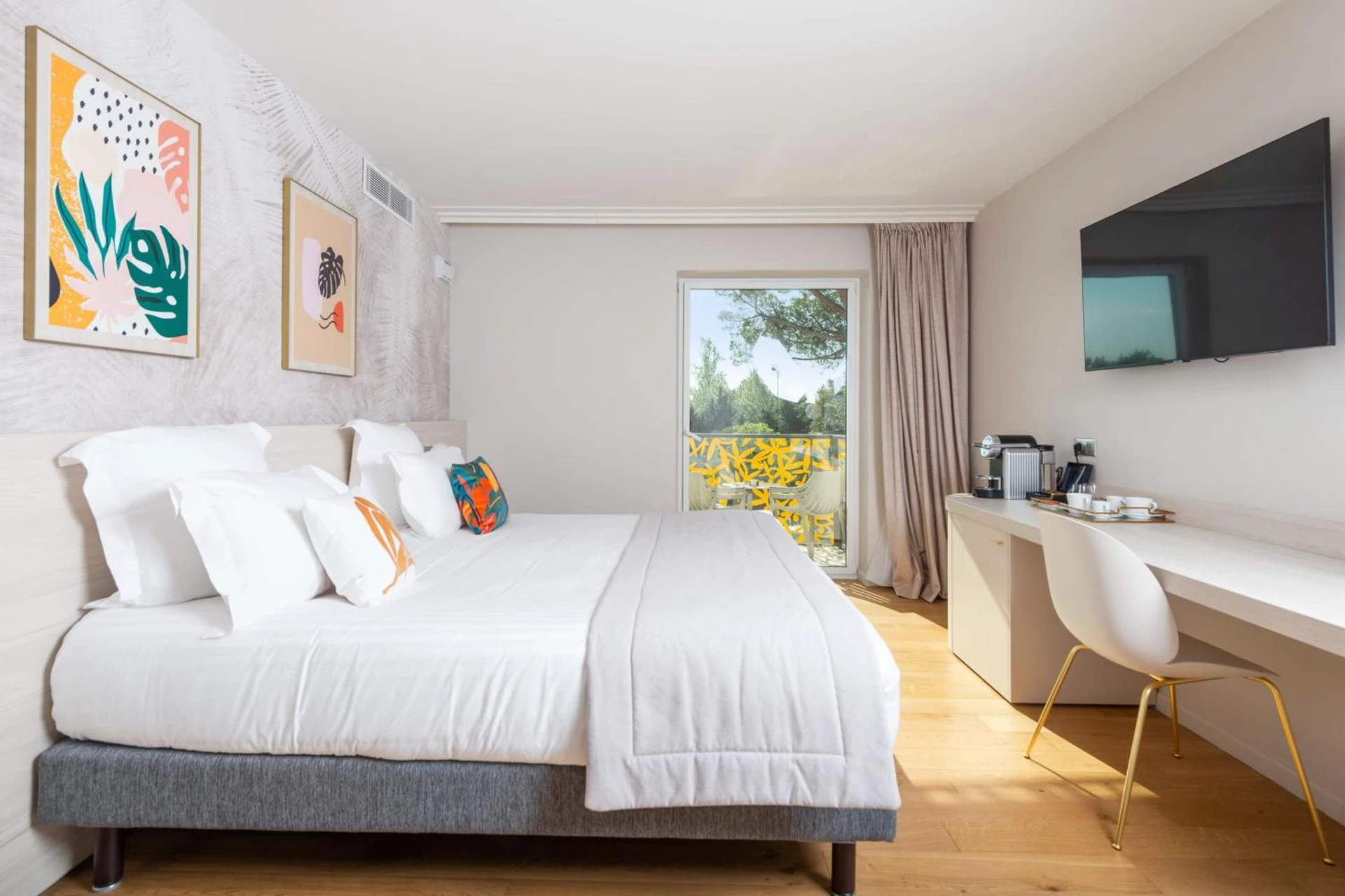 Magnifique chambre pour un séminaire d'entreprise à Ilot du Golf BW Premier Collection - Mandelieu-la-Napoule