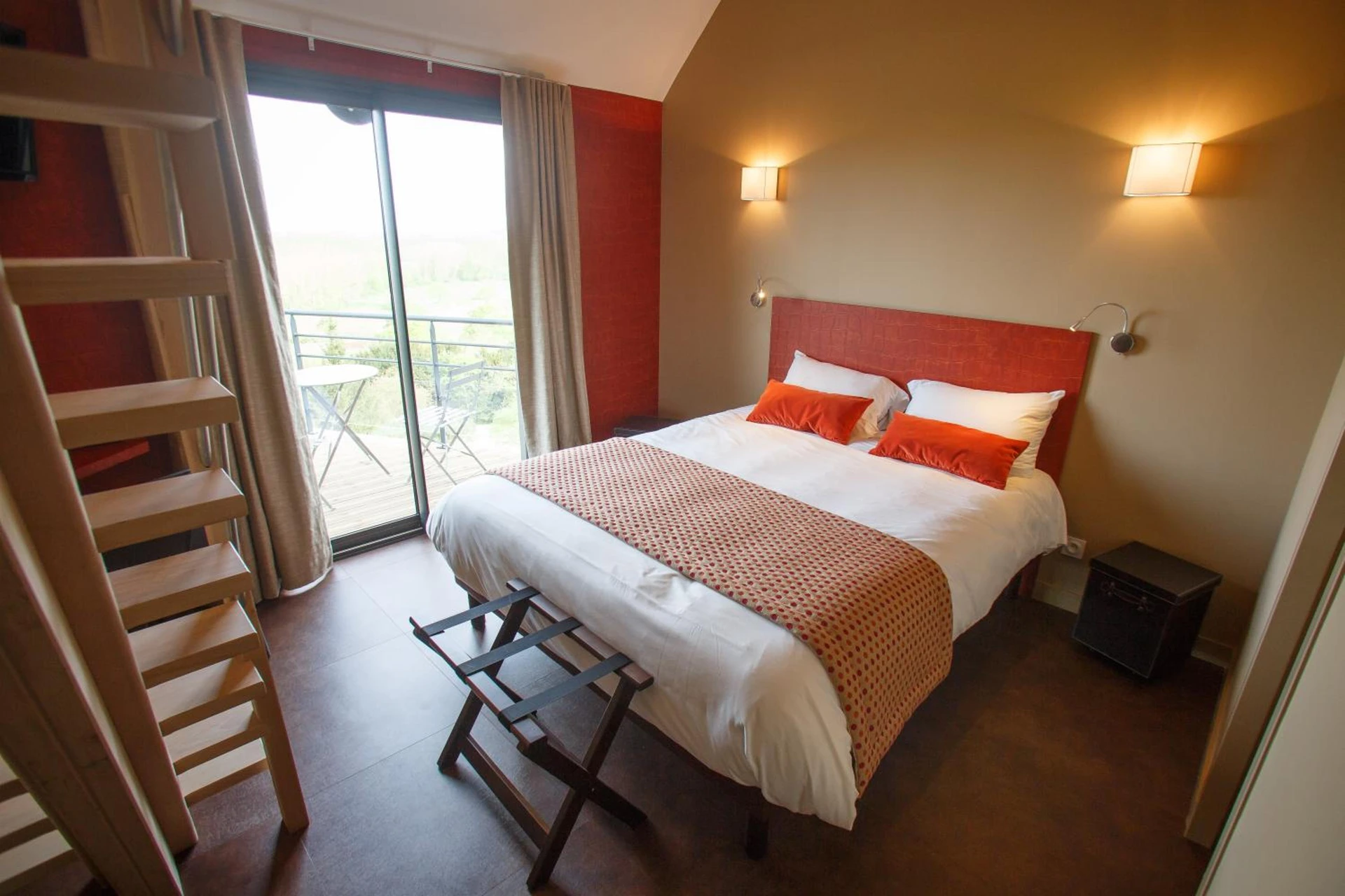Magnifique chambre pour un séminaire d'entreprise à LOGIS Hôtel-restaurant IMAGO - La Roche-Clermault