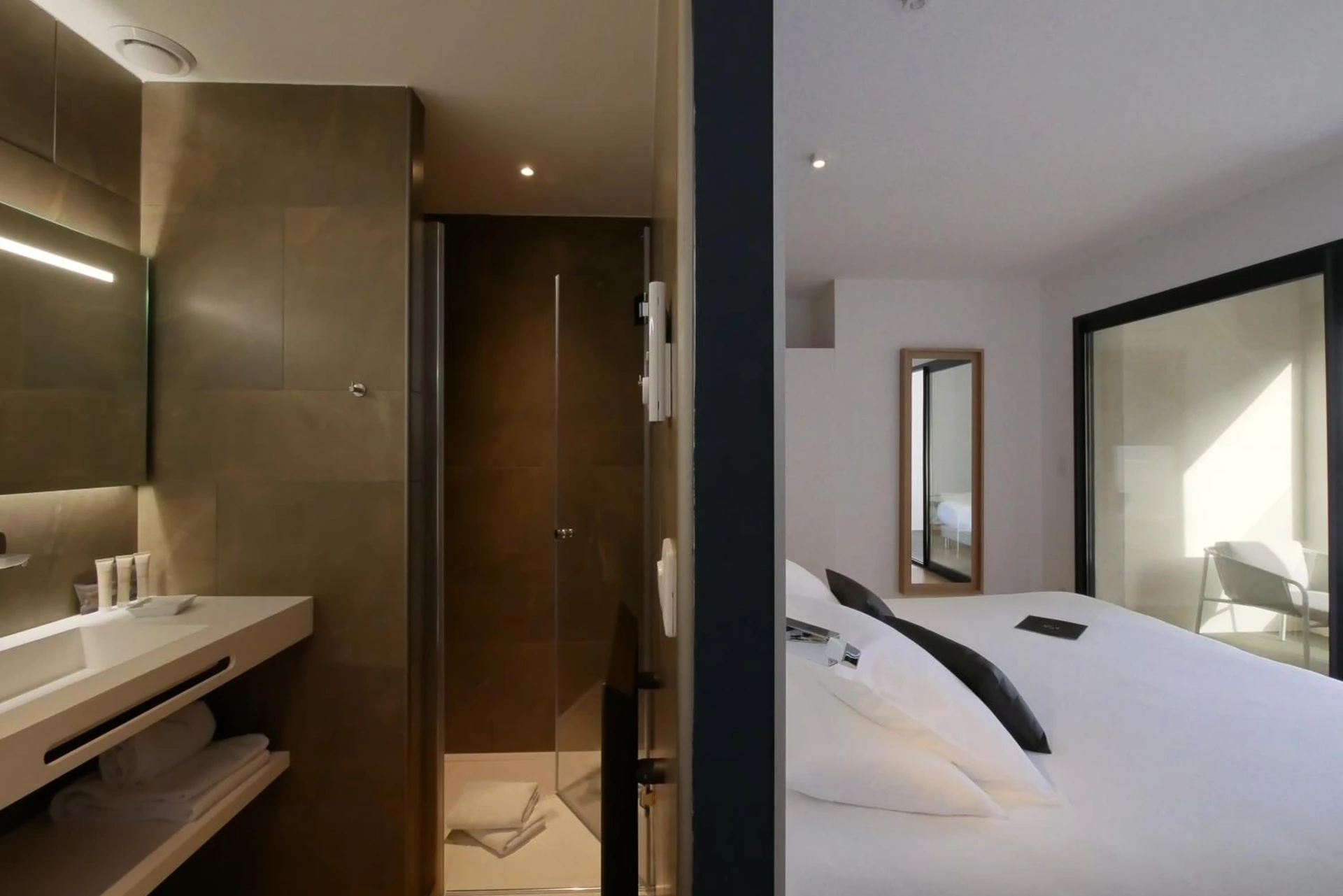 Magnifique chambre pour un séminaire d'entreprise à Hôtel In Situ - Béziers