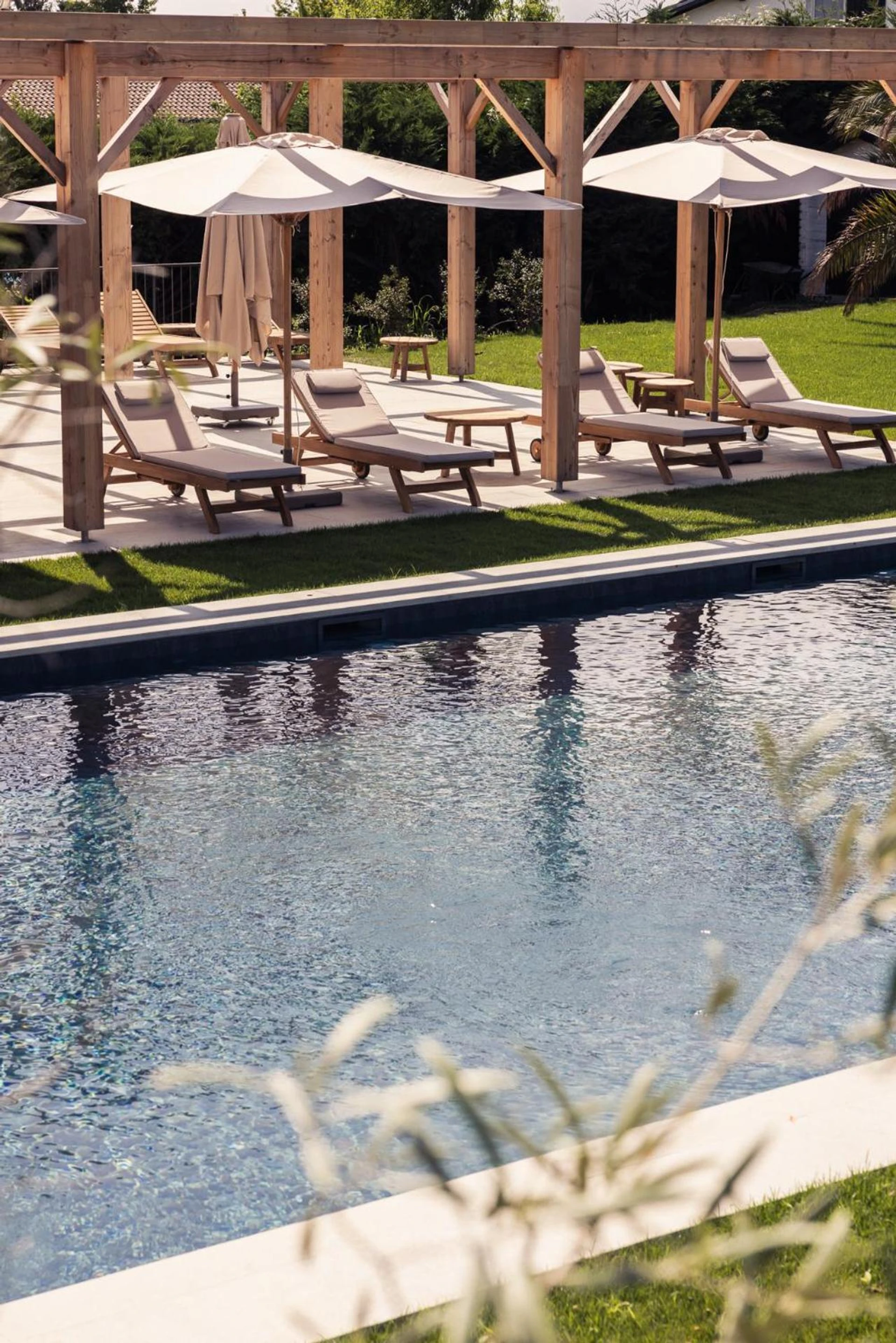 Organiser un séminaire d'entreprise : Hôtel INDARRA & SPA - Piscine à arbonne