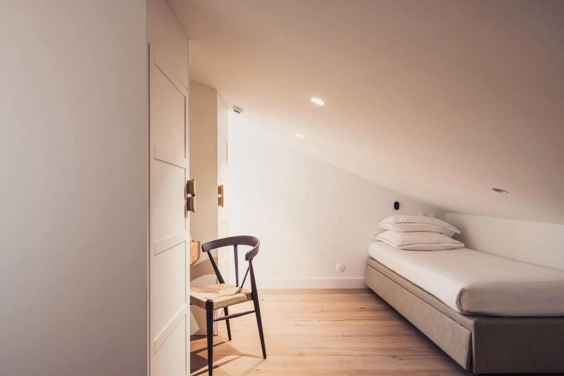 Chambre disponible pour un séminaire d'entreprise à Hôtel INDARRA & SPA - Piscine - Arbonne