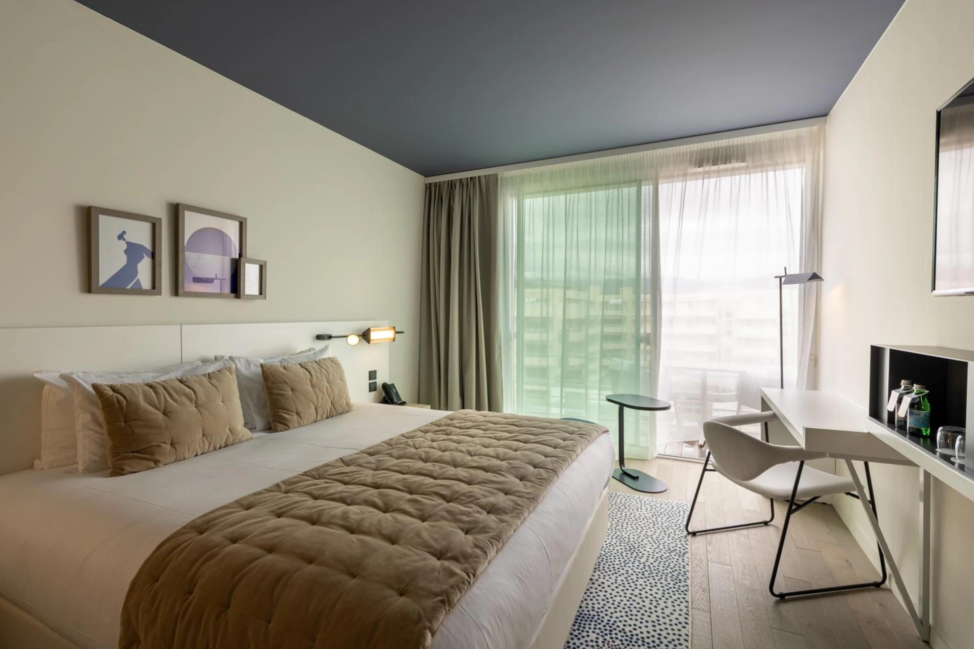 Chambre disponible pour un séminaire d'entreprise à Hotel Indigo Cagnes-sur-Mer by IHG - Cagnes-sur-Mer