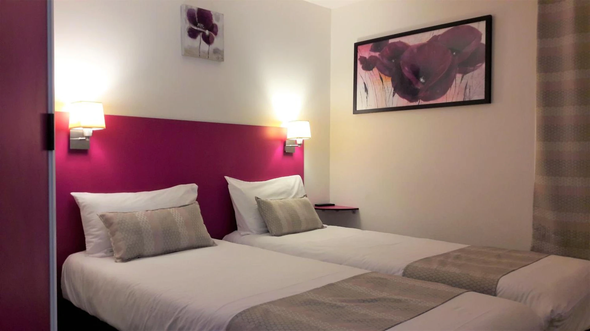 Chambre disponible pour un séminaire d'entreprise à initial by balladins Bordeaux / Eysines - Eysines