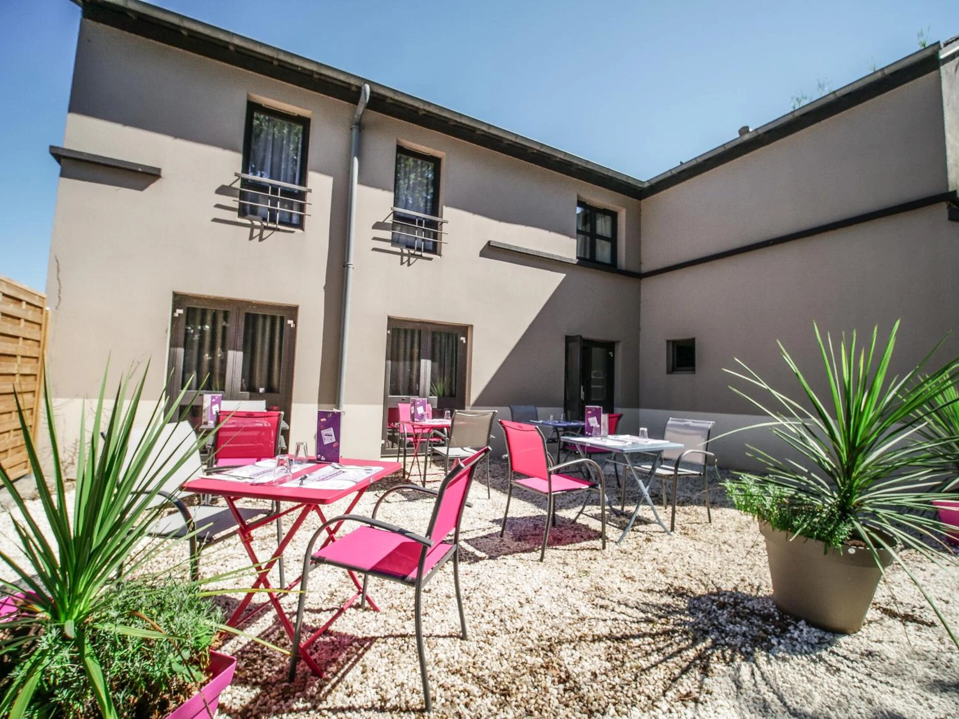 Organiser un séminaire d'entreprise : Hôtel Inn Design Resto Novo Montargis à villemandeur