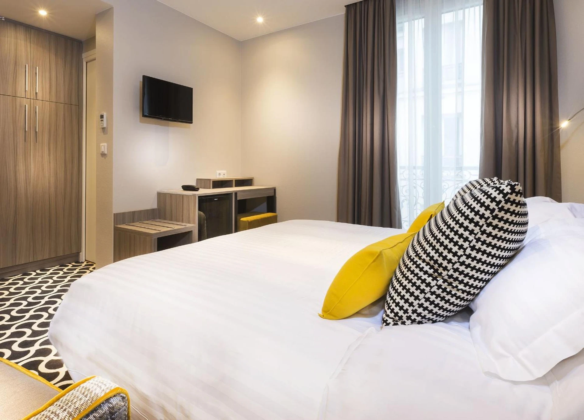 Magnifique chambre pour un séminaire d'entreprise à Hôtel International Paris - Paris