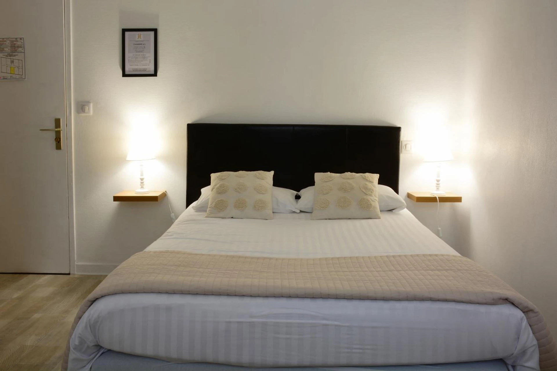 Chambre disponible pour un séminaire d'entreprise à Hotel Joly - Armentières