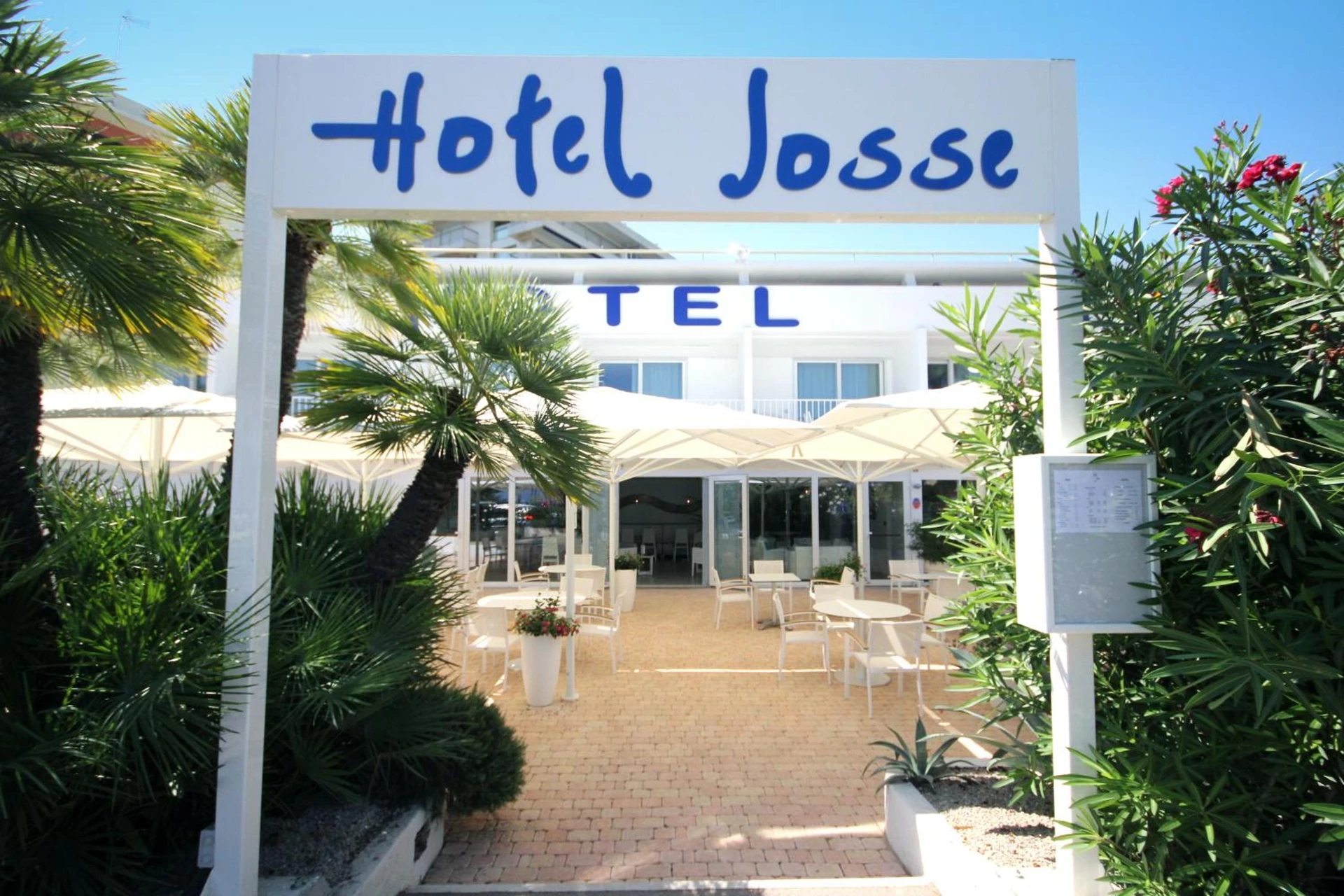 Salle de séminaire à Hôtel Josse - Organiser un événement professionnel à Antibes