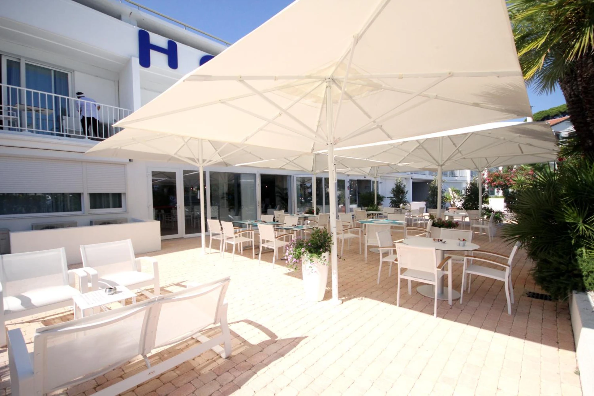 Ambiance de travail pour séminaire d'entreprise à Hôtel Josse - Antibes