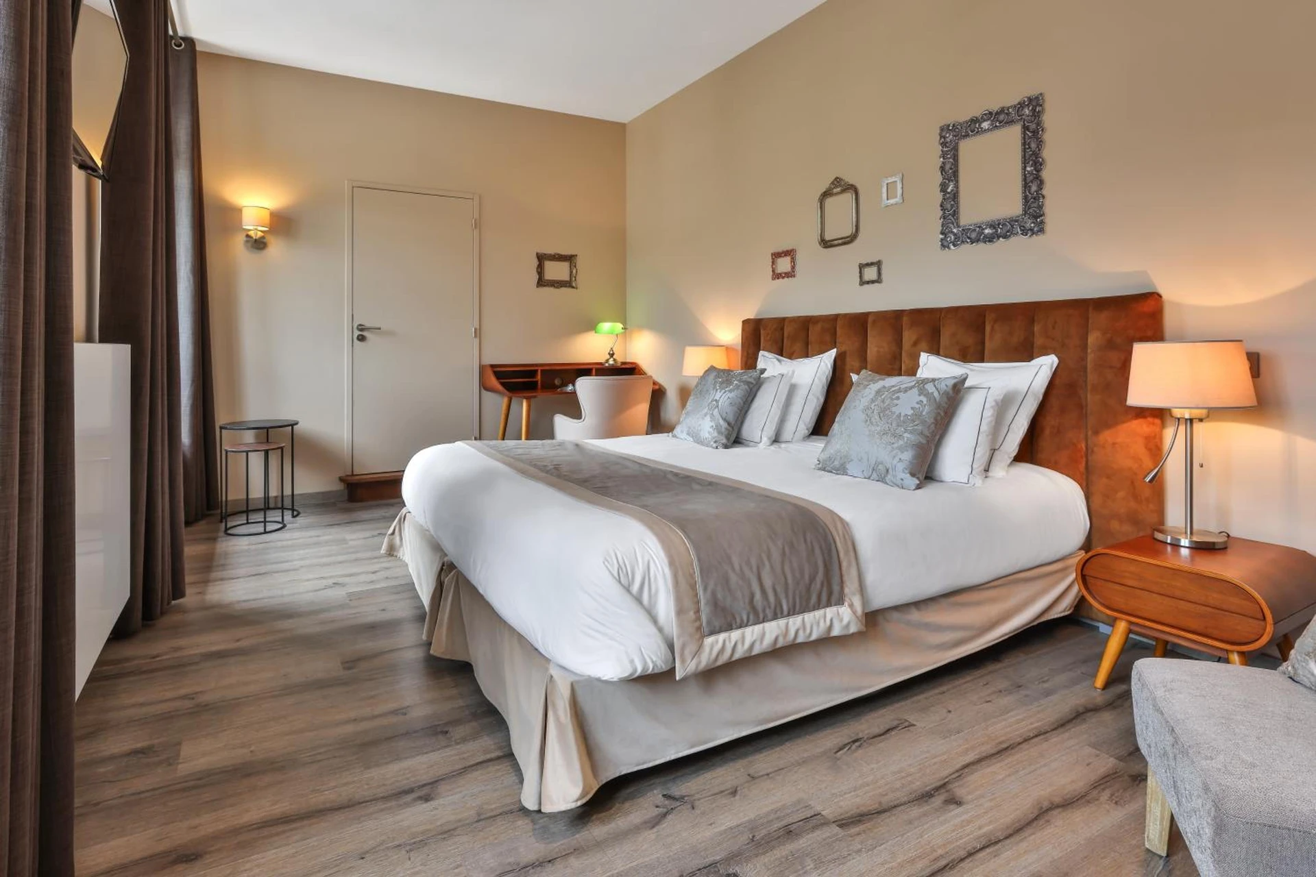 Chambre disponible pour un séminaire d'entreprise à Hôtel Joyet de Maubec - Uzerche