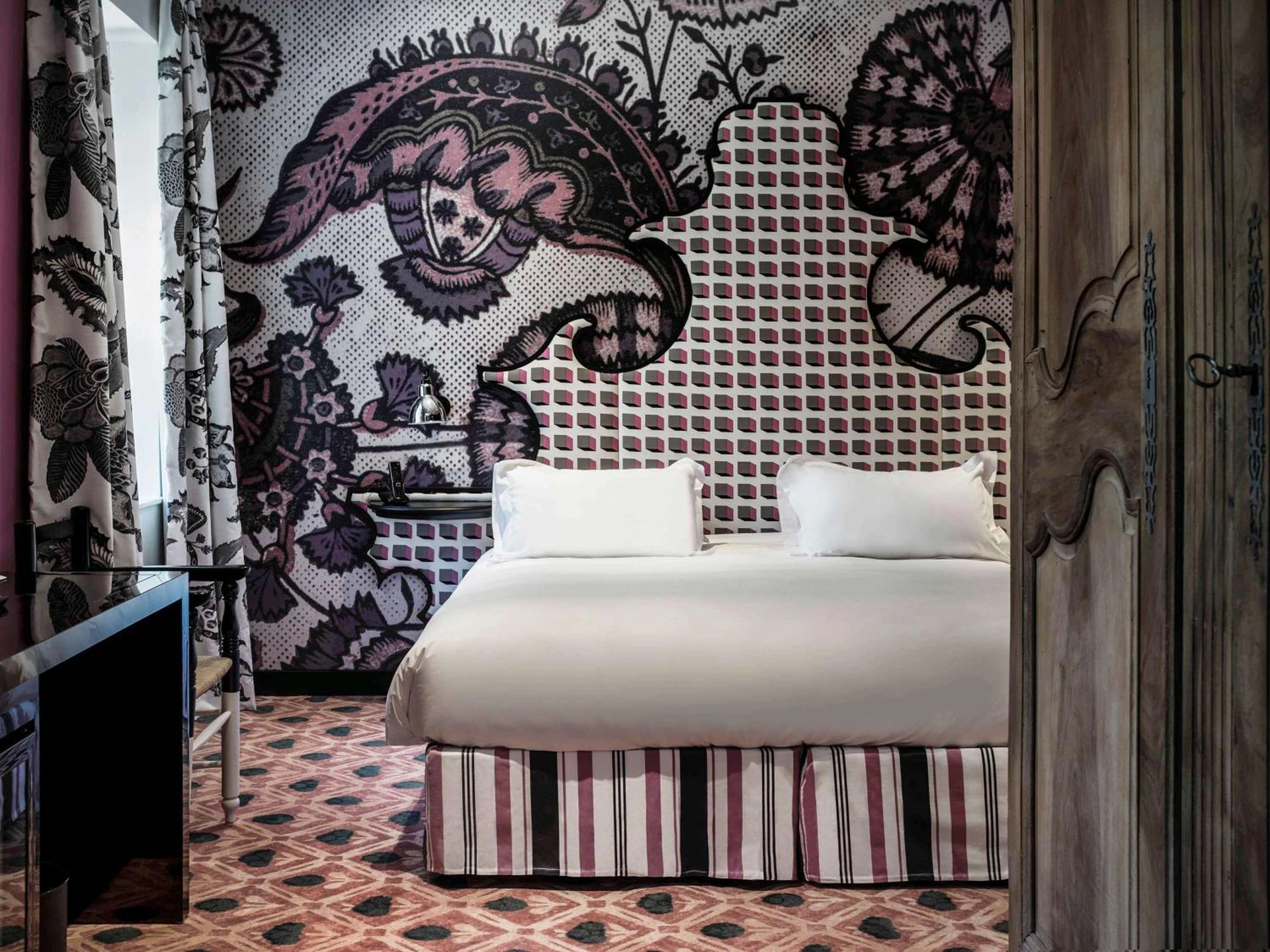 Chambre disponible pour un séminaire d'entreprise à Hôtel & Spa Jules César Arles - MGallery Hotel Collection - Arles