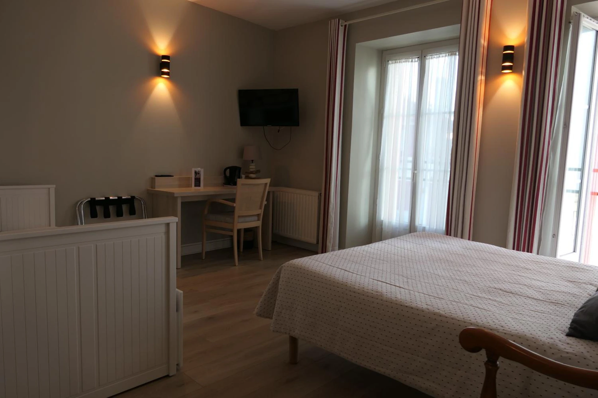 Magnifique chambre pour un séminaire d'entreprise à Hotel Kapa Gorry - Saint-Jean-de-Luz